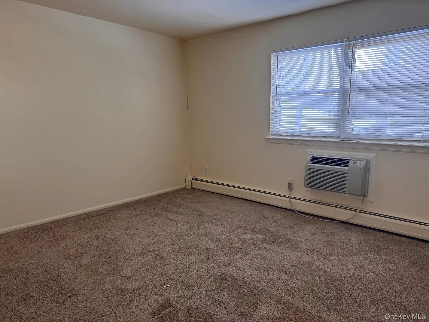 797 Brookridge Dr., Clarkstown, NY, 1 Bedroom Bedrooms, 4 Rooms Rooms,1 BathroomBathrooms,Residential Lease,For Rent,Brookridge Dr.,0,958813 797 Brookridge Dr., Clarkstown, NY, 1 Bedroom Bedrooms, 4 Rooms Rooms,1 BathroomBathrooms,Residential Lease,For Rent,Brookridge Dr.,0,958813