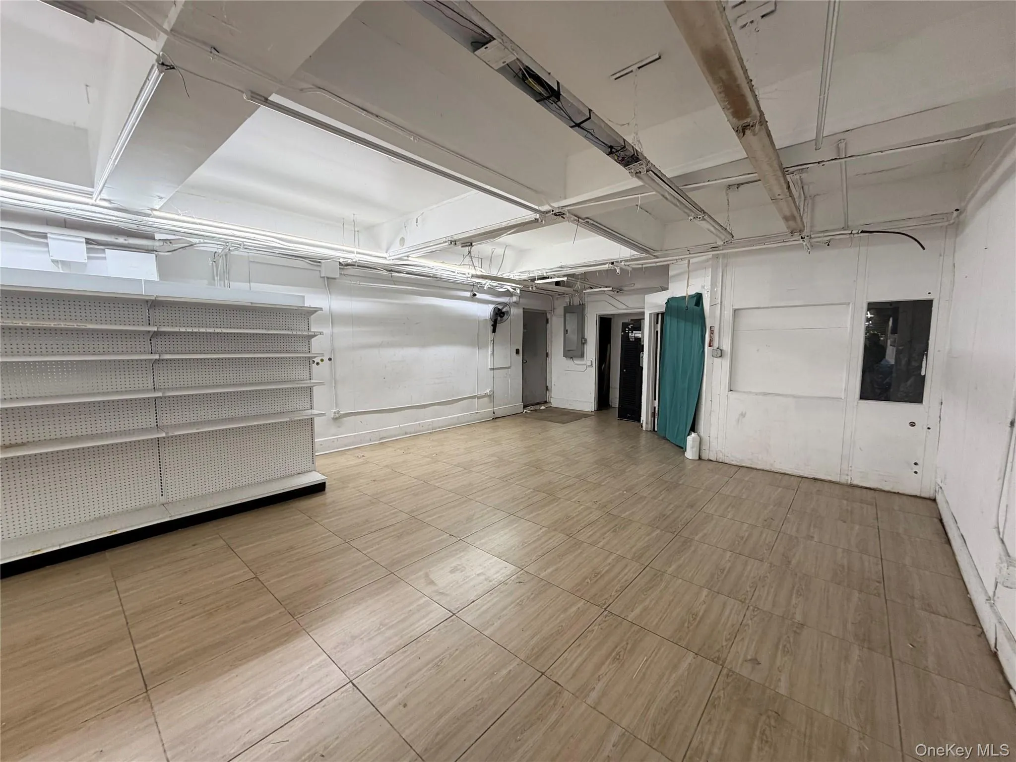 272 198th Street, New York, NY, ,Commercial Lease,For Rent,198th,0,958820 272 198th Street, New York, NY, ,Commercial Lease,For Rent,198th,0,958820