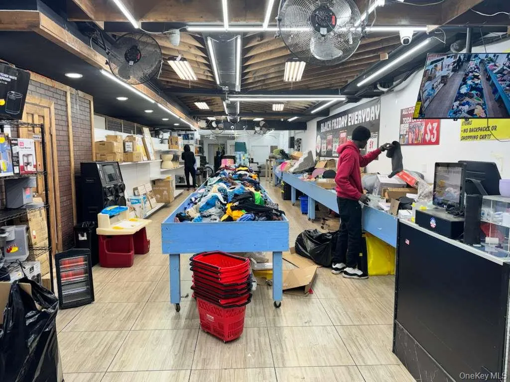 272 198th Street, New York, NY, ,Commercial Lease,For Rent,198th,0,958820 272 198th Street, New York, NY, ,Commercial Lease,For Rent,198th,0,958820