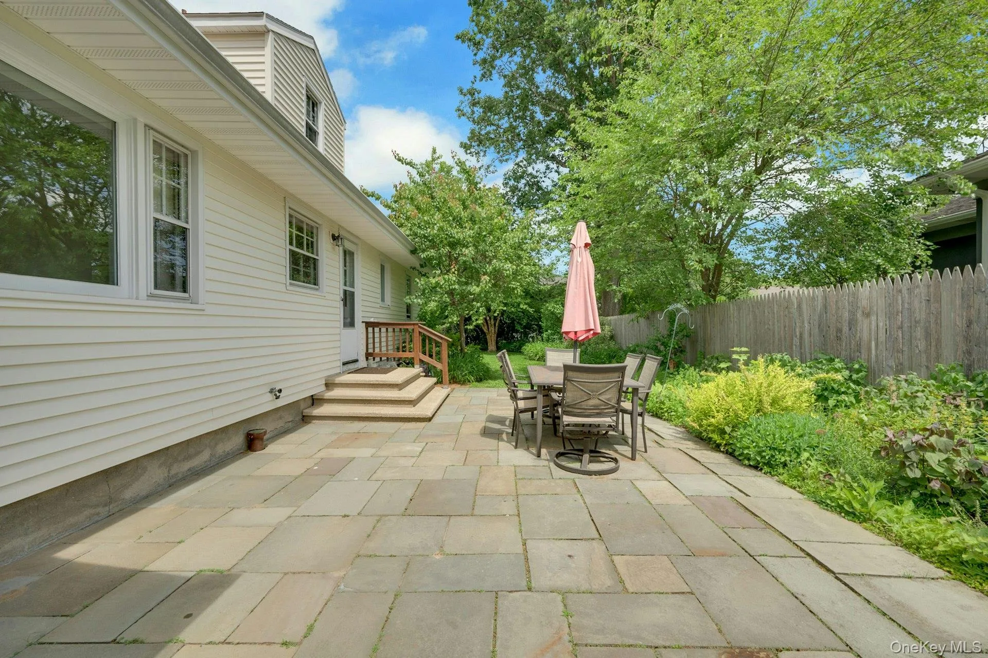 29 Old Orchard Road, Rye Town, NY, 4 Bedrooms Bedrooms, 7 Rooms Rooms,2 BathroomsBathrooms,Residential Lease,For Rent,Old Orchard,0,958826 29 Old Orchard Road, Rye Town, NY, 4 Bedrooms Bedrooms, 7 Rooms Rooms,2 BathroomsBathrooms,Residential Lease,For Rent,Old Orchard,0,958826