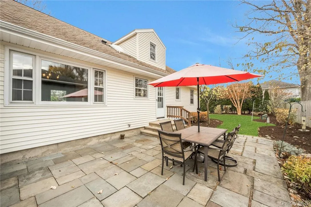 29 Old Orchard Road, Rye Town, NY, 4 Bedrooms Bedrooms, 7 Rooms Rooms,2 BathroomsBathrooms,Residential Lease,For Rent,Old Orchard,0,958826 29 Old Orchard Road, Rye Town, NY, 4 Bedrooms Bedrooms, 7 Rooms Rooms,2 BathroomsBathrooms,Residential Lease,For Rent,Old Orchard,0,958826