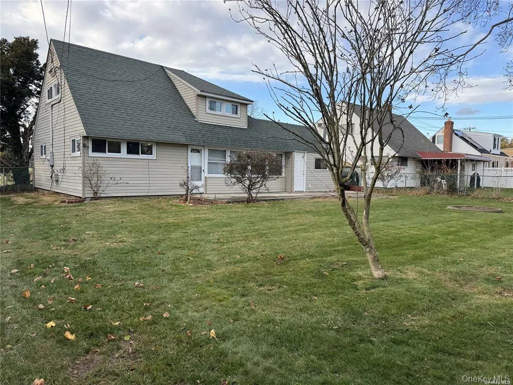 33 Clarissa Drive, Oyster Bay, NY, 4 Bedrooms Bedrooms, 9 Rooms Rooms,2 BathroomsBathrooms,Residential Lease,For Rent,Clarissa,0,958845 33 Clarissa Drive, Oyster Bay, NY, 4 Bedrooms Bedrooms, 9 Rooms Rooms,2 BathroomsBathrooms,Residential Lease,For Rent,Clarissa,0,958845