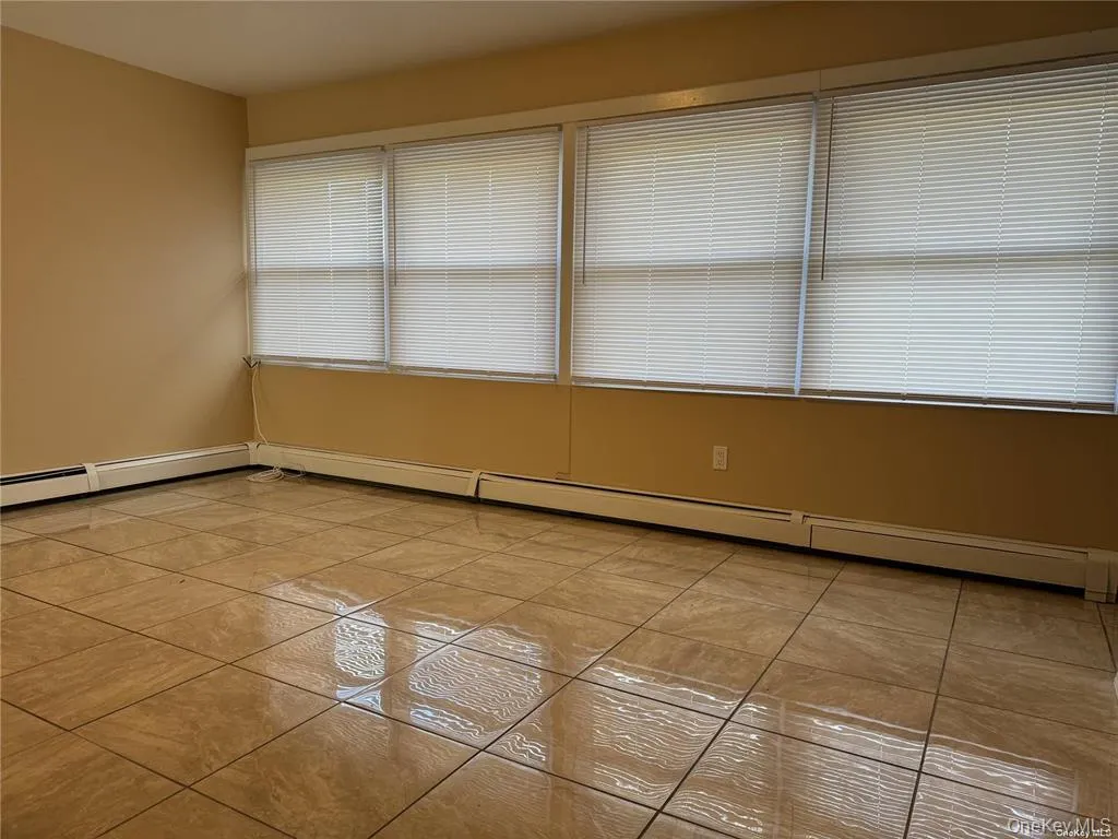 33 Clarissa Drive, Oyster Bay, NY, 4 Bedrooms Bedrooms, 9 Rooms Rooms,2 BathroomsBathrooms,Residential Lease,For Rent,Clarissa,0,958845 33 Clarissa Drive, Oyster Bay, NY, 4 Bedrooms Bedrooms, 9 Rooms Rooms,2 BathroomsBathrooms,Residential Lease,For Rent,Clarissa,0,958845