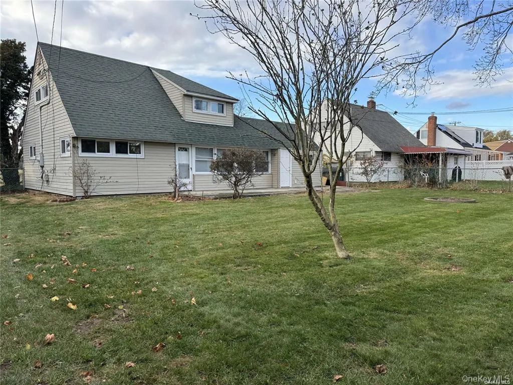33 Clarissa Drive, Oyster Bay, NY, 4 Bedrooms Bedrooms, 9 Rooms Rooms,2 BathroomsBathrooms,Residential Lease,For Rent,Clarissa,0,958845 33 Clarissa Drive, Oyster Bay, NY, 4 Bedrooms Bedrooms, 9 Rooms Rooms,2 BathroomsBathrooms,Residential Lease,For Rent,Clarissa,0,958845