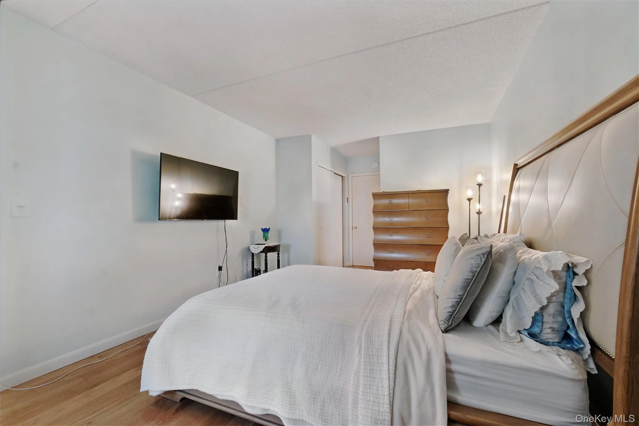 109 Beach 61st Street, New York, NY, 3 Bedrooms Bedrooms, 5 Rooms Rooms,2 BathroomsBathrooms,Residential,For Rent,Beach 61st,0,958850 109 Beach 61st Street, New York, NY, 3 Bedrooms Bedrooms, 5 Rooms Rooms,2 BathroomsBathrooms,Residential,For Rent,Beach 61st,0,958850
