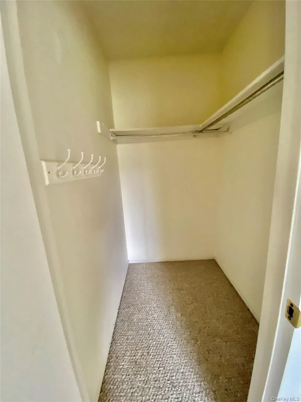 75 Greenway Close, Rye Town, NY, 3 Bedrooms Bedrooms, 7 Rooms Rooms,2 BathroomsBathrooms,Residential Lease,For Rent,Greenway Close,0,958888 75 Greenway Close, Rye Town, NY, 3 Bedrooms Bedrooms, 7 Rooms Rooms,2 BathroomsBathrooms,Residential Lease,For Rent,Greenway Close,0,958888