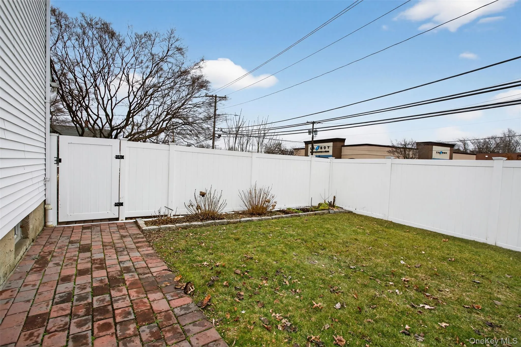 297 Fairfield Avenue, North Hempstead, NY, 3 Bedrooms Bedrooms, 2 Rooms Rooms,1 BathroomBathrooms,Residential Lease,For Rent,Fairfield,0,958915 297 Fairfield Avenue, North Hempstead, NY, 3 Bedrooms Bedrooms, 2 Rooms Rooms,1 BathroomBathrooms,Residential Lease,For Rent,Fairfield,0,958915