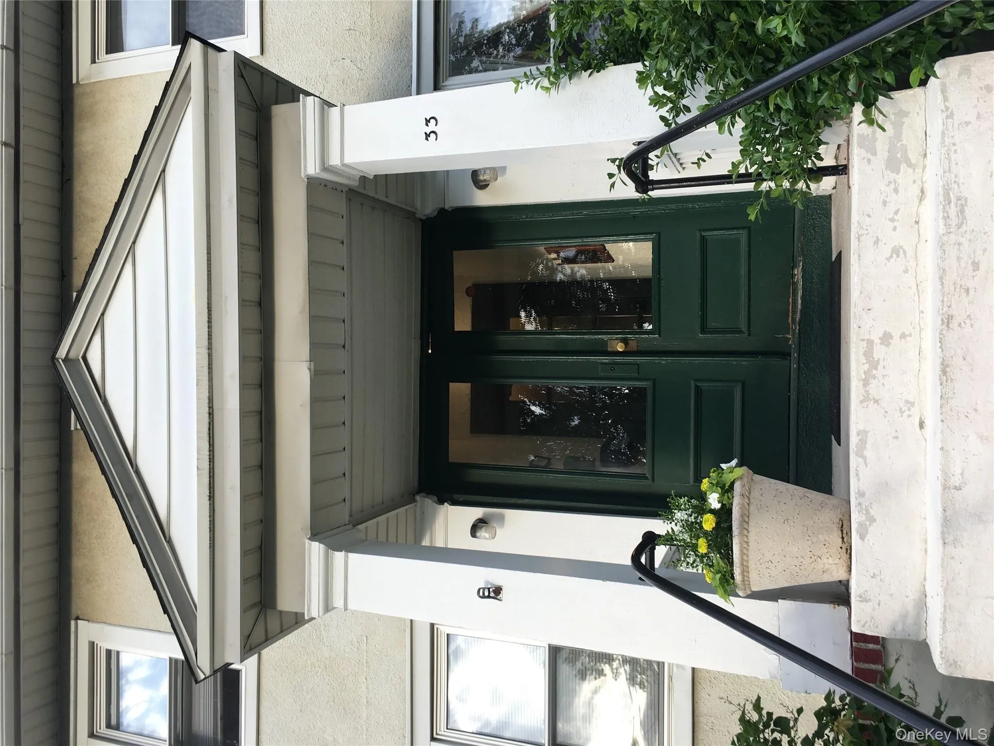 33 Irma Avenue, North Hempstead, NY, 1 Bedroom Bedrooms, 4 Rooms Rooms,1 BathroomBathrooms,Residential Lease,For Rent,Irma,0,958920 33 Irma Avenue, North Hempstead, NY, 1 Bedroom Bedrooms, 4 Rooms Rooms,1 BathroomBathrooms,Residential Lease,For Rent,Irma,0,958920