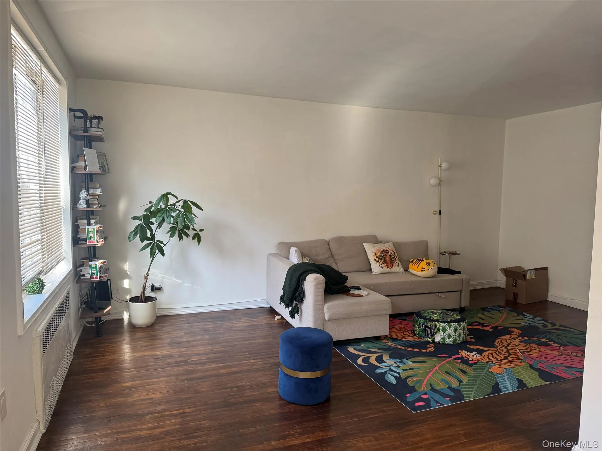 37-27 86th Street, New York, NY, 1 Bedroom Bedrooms, 3 Rooms Rooms,1 BathroomBathrooms,Residential,For Rent,86th,0,958934 37-27 86th Street, New York, NY, 1 Bedroom Bedrooms, 3 Rooms Rooms,1 BathroomBathrooms,Residential,For Rent,86th,0,958934