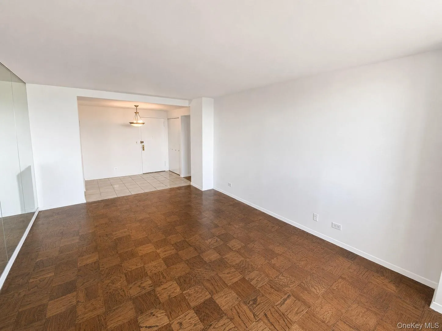 27110 Grand Central Parkway, New York, NY, 1 Bedroom Bedrooms, 4 Rooms Rooms,1 BathroomBathrooms,Residential,For Rent,Grand Central,0,958937 27110 Grand Central Parkway, New York, NY, 1 Bedroom Bedrooms, 4 Rooms Rooms,1 BathroomBathrooms,Residential,For Rent,Grand Central,0,958937