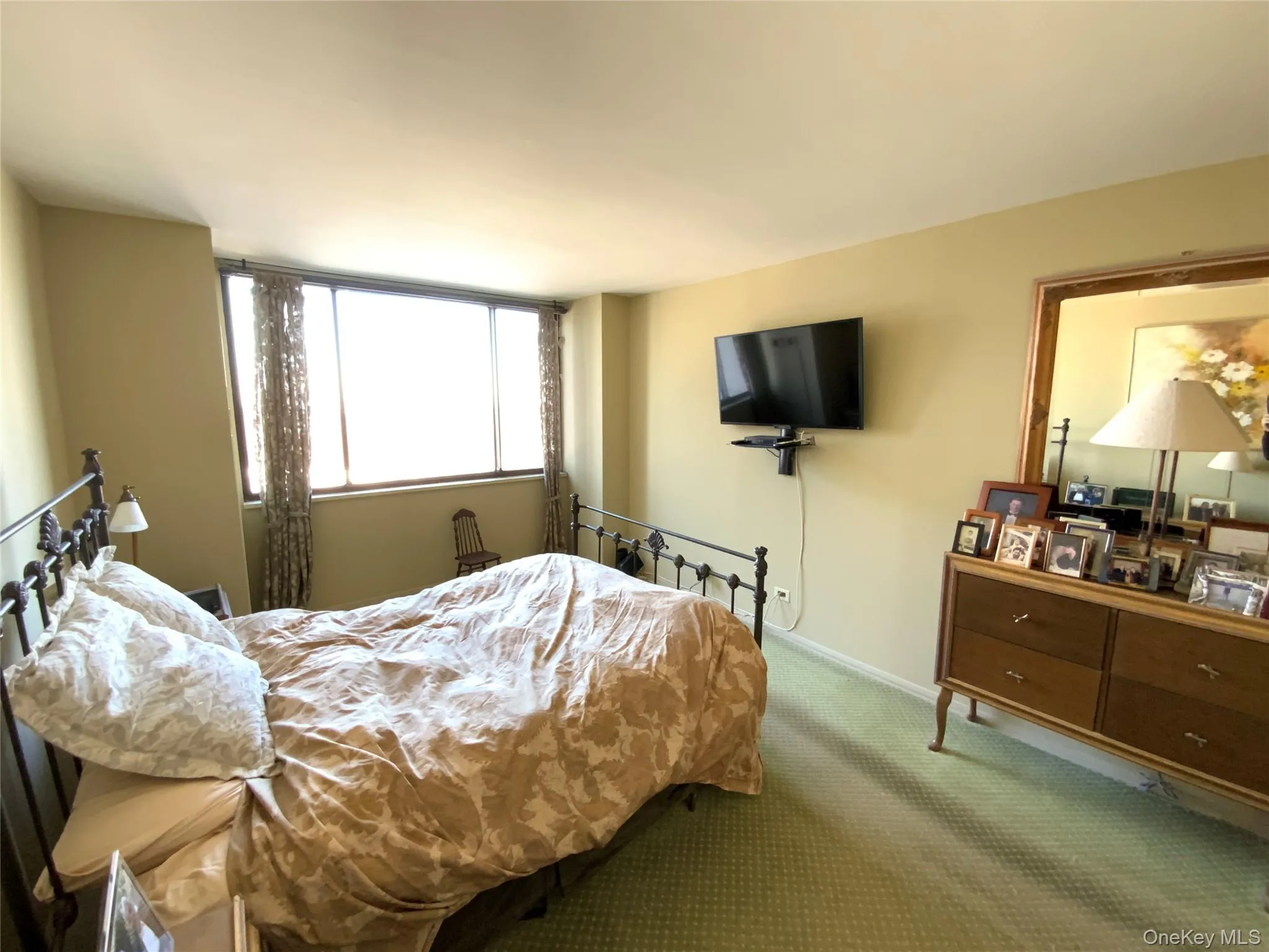 27110 Grand Central Parkway, New York, NY, 1 Bedroom Bedrooms, 4 Rooms Rooms,1 BathroomBathrooms,Residential,For Rent,Grand Central,0,958937 27110 Grand Central Parkway, New York, NY, 1 Bedroom Bedrooms, 4 Rooms Rooms,1 BathroomBathrooms,Residential,For Rent,Grand Central,0,958937