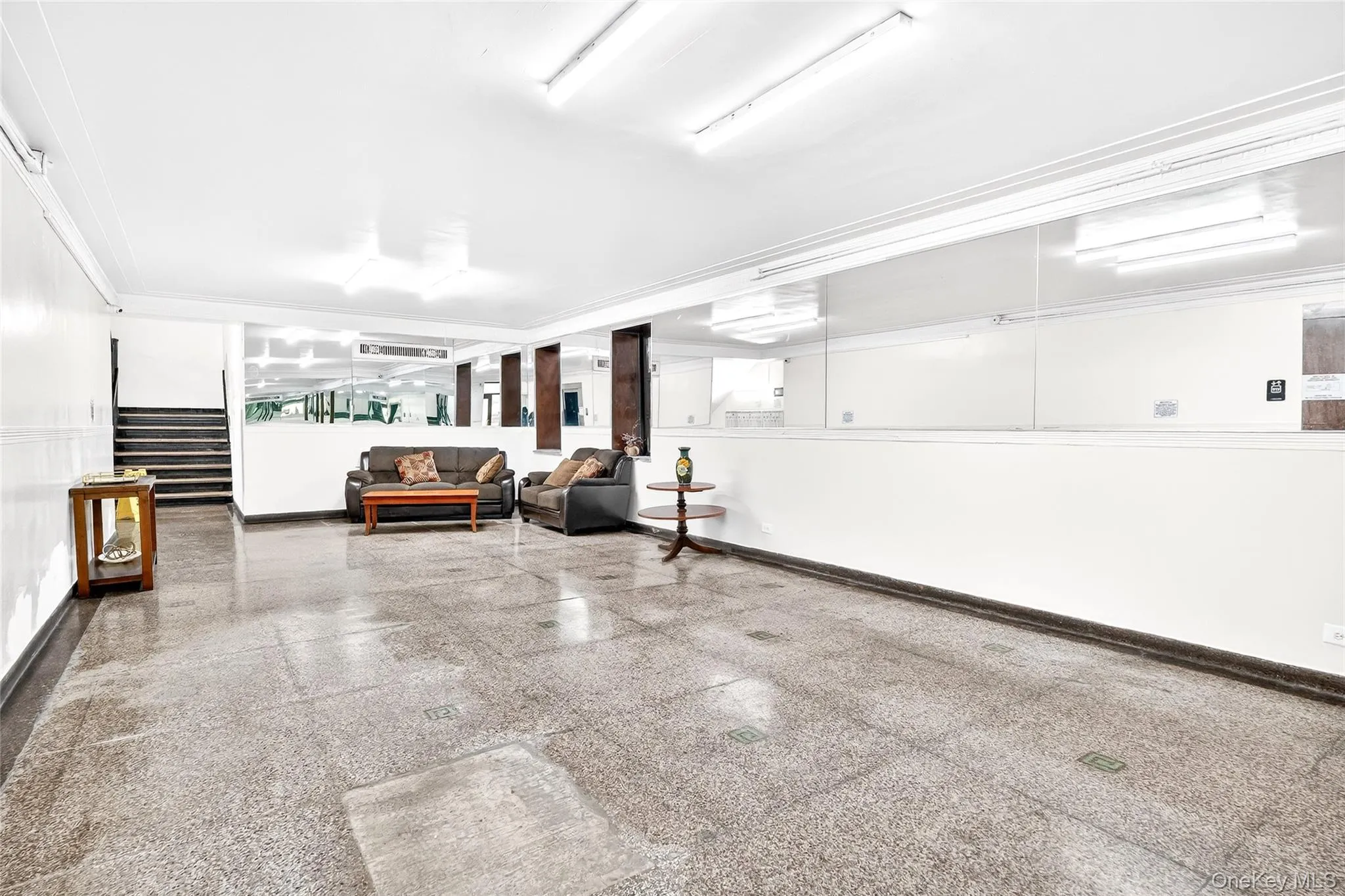 495 East 178 street, New York, NY, 2 Bedrooms Bedrooms, 4 Rooms Rooms,1 BathroomBathrooms,Residential Sale,For Rent,178 street,0,958941 495 East 178 street, New York, NY, 2 Bedrooms Bedrooms, 4 Rooms Rooms,1 BathroomBathrooms,Residential Sale,For Rent,178 street,0,958941
