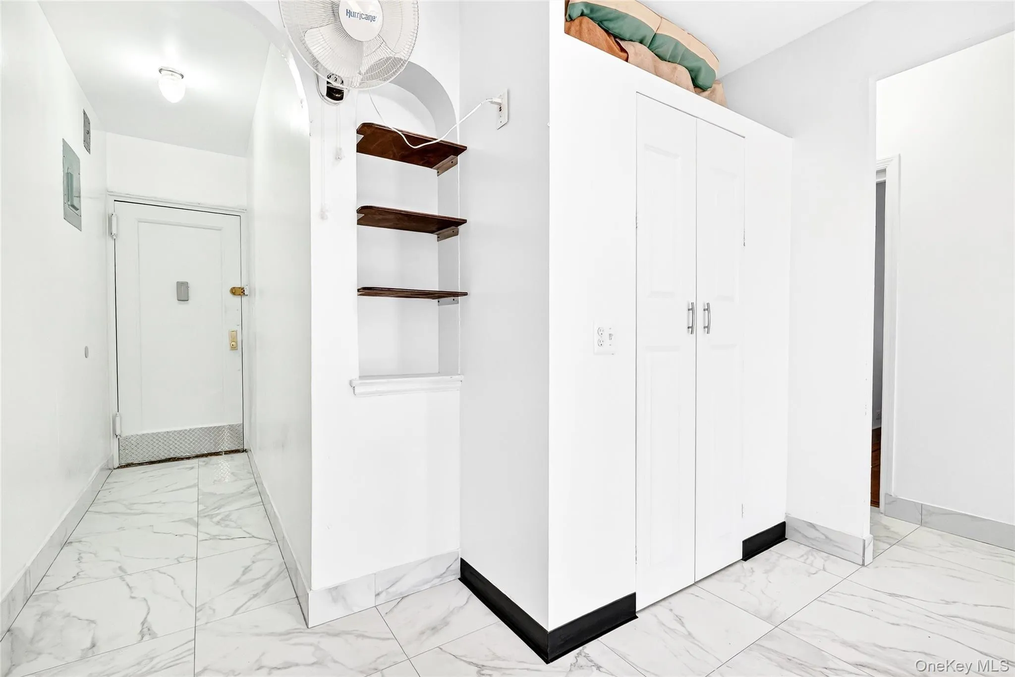 495 East 178 street, New York, NY, 2 Bedrooms Bedrooms, 4 Rooms Rooms,1 BathroomBathrooms,Residential Sale,For Rent,178 street,0,958941 495 East 178 street, New York, NY, 2 Bedrooms Bedrooms, 4 Rooms Rooms,1 BathroomBathrooms,Residential Sale,For Rent,178 street,0,958941