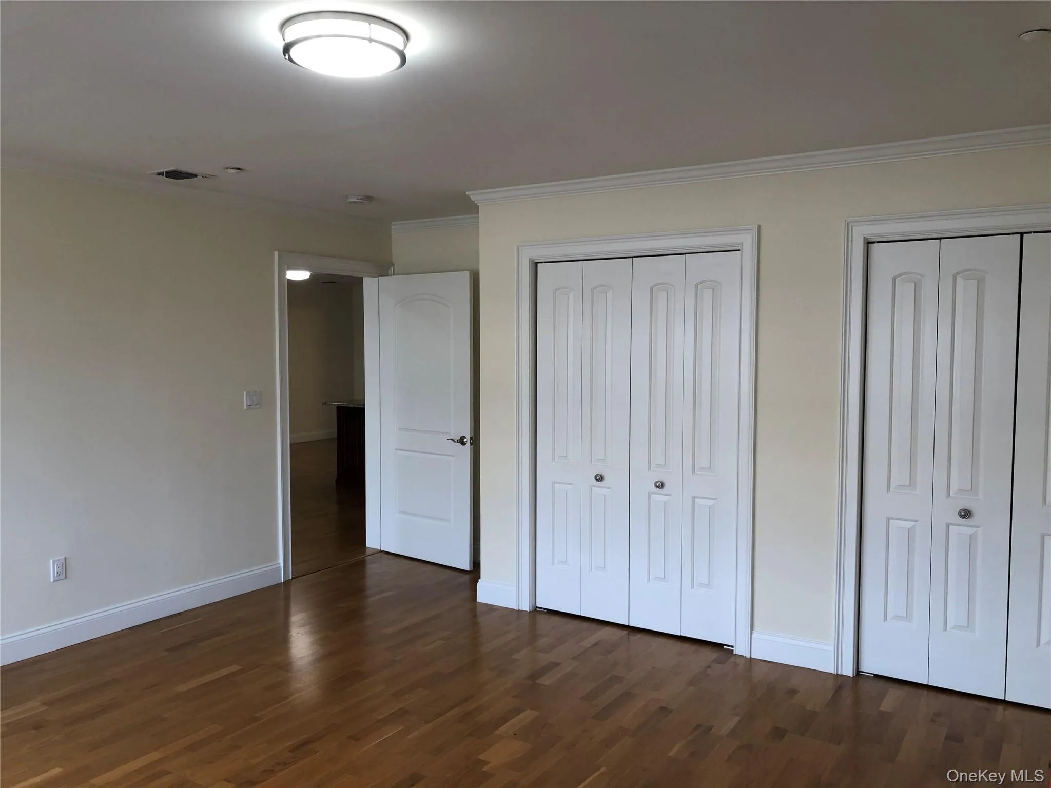 147 Main Street, North Hempstead, NY, 1 Bedroom Bedrooms, 4 Rooms Rooms,1 BathroomBathrooms,Residential Lease,For Rent,Main,0,958952 147 Main Street, North Hempstead, NY, 1 Bedroom Bedrooms, 4 Rooms Rooms,1 BathroomBathrooms,Residential Lease,For Rent,Main,0,958952