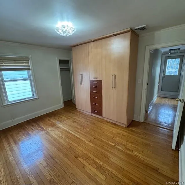 178-14 80th Drive, New York, NY, 3 Bedrooms Bedrooms, 6 Rooms Rooms,1 BathroomBathrooms,Residential Lease,For Rent,80th,0,958963 178-14 80th Drive, New York, NY, 3 Bedrooms Bedrooms, 6 Rooms Rooms,1 BathroomBathrooms,Residential Lease,For Rent,80th,0,958963