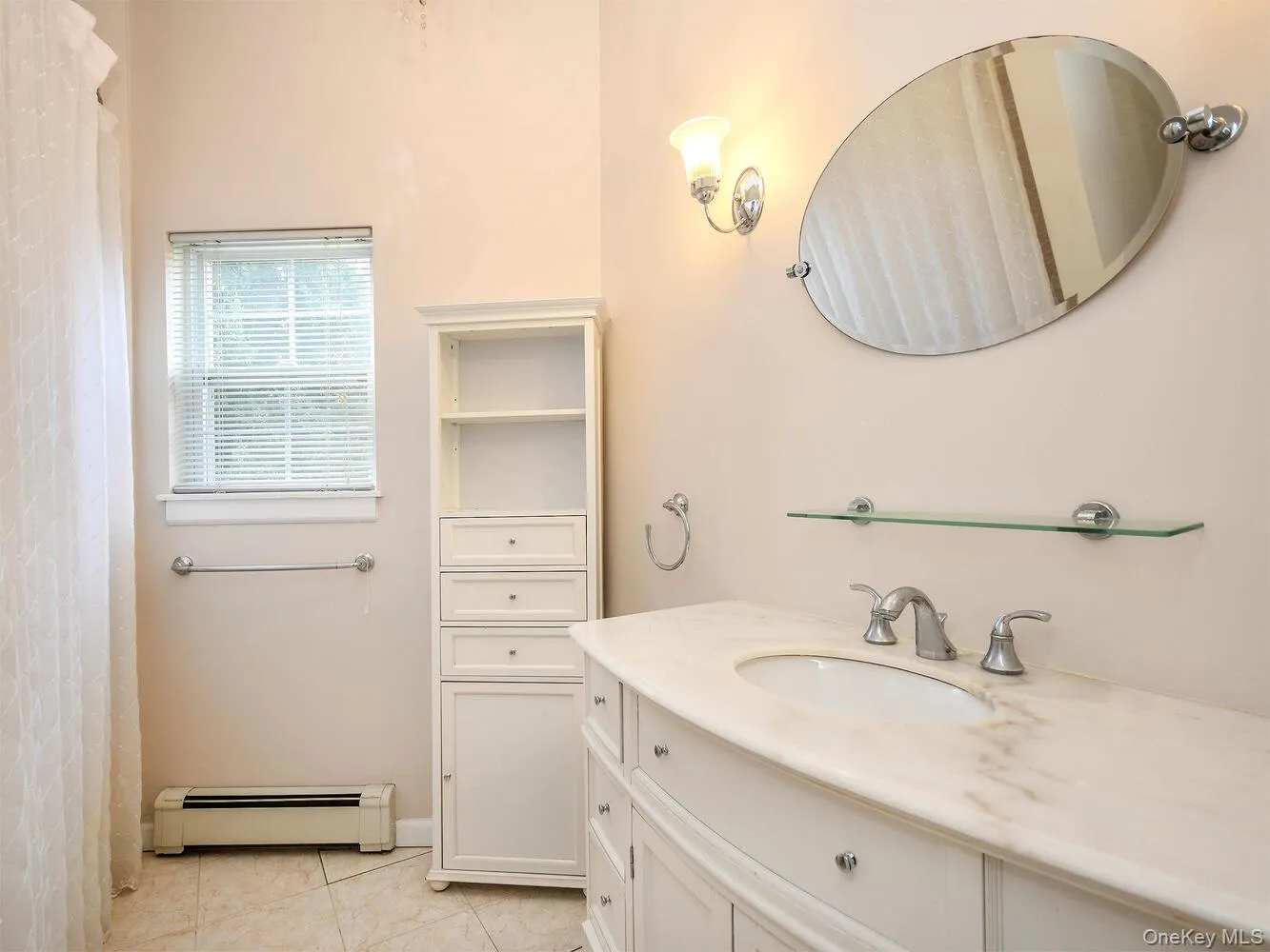 49 Ashwood Road Apt A, North Hempstead, NY, 2 Bedrooms Bedrooms, 5 Rooms Rooms,2 BathroomsBathrooms,Residential Lease,For Rent,Ashwood Road Apt A,0,958965 49 Ashwood Road Apt A, North Hempstead, NY, 2 Bedrooms Bedrooms, 5 Rooms Rooms,2 BathroomsBathrooms,Residential Lease,For Rent,Ashwood Road Apt A,0,958965