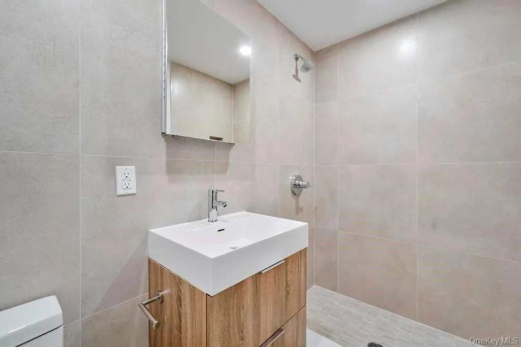 256 Putnam Avenue, New York, NY, 2 Bedrooms Bedrooms, 6 Rooms Rooms,2 BathroomsBathrooms,Residential,For Rent,Putnam,0,958992 256 Putnam Avenue, New York, NY, 2 Bedrooms Bedrooms, 6 Rooms Rooms,2 BathroomsBathrooms,Residential,For Rent,Putnam,0,958992