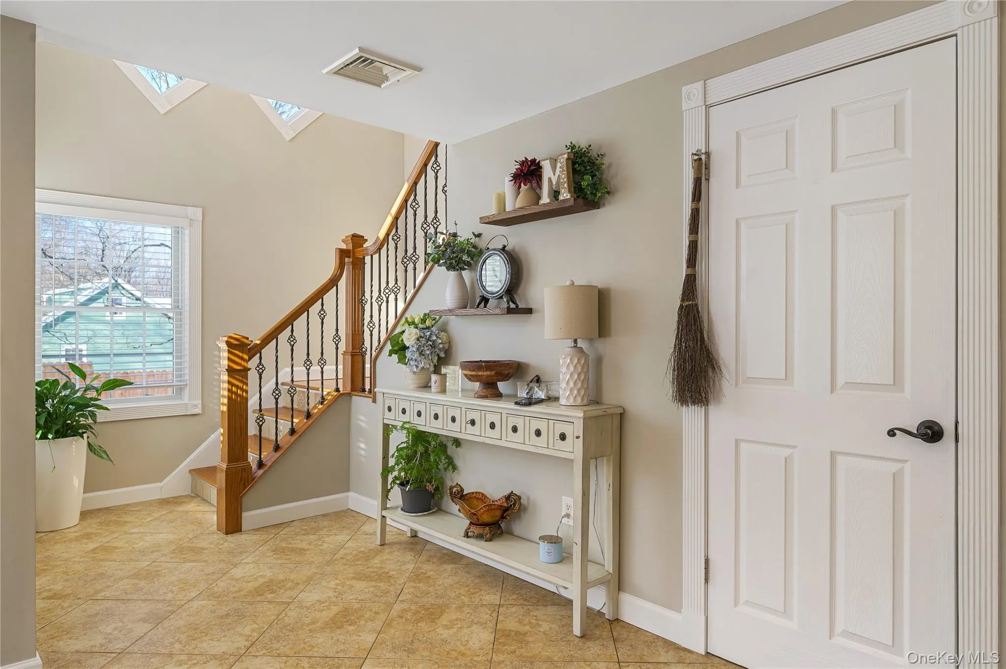 12 Leeside Road, Carmel, NY, 3 Bedrooms Bedrooms, 7 Rooms Rooms,3 BathroomsBathrooms,Residential Sale,For Rent,Leeside,0,958996 12 Leeside Road, Carmel, NY, 3 Bedrooms Bedrooms, 7 Rooms Rooms,3 BathroomsBathrooms,Residential Sale,For Rent,Leeside,0,958996