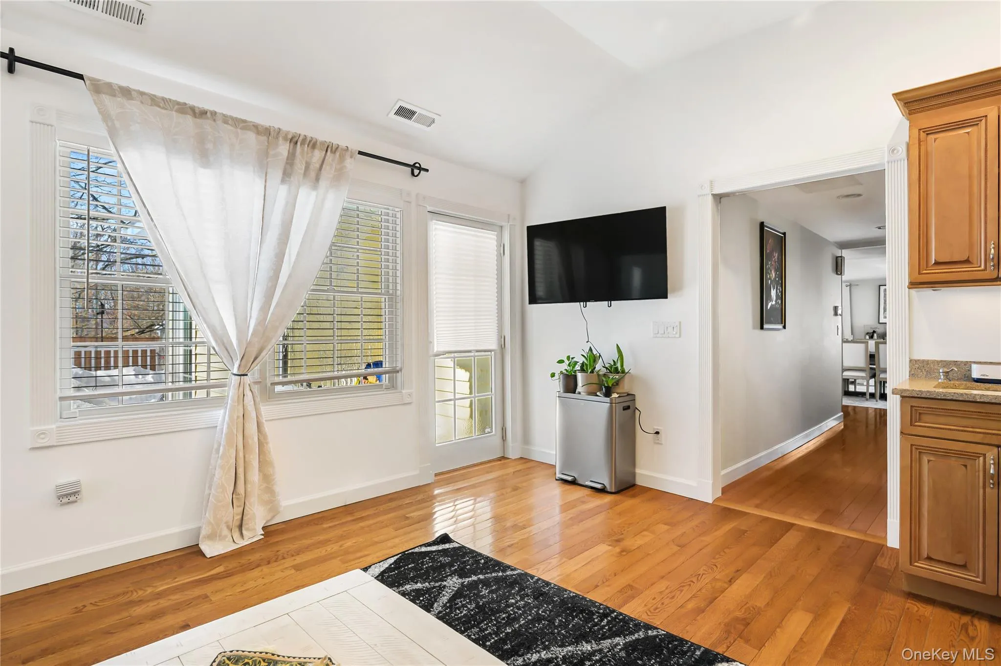 12 Leeside Road, Carmel, NY, 3 Bedrooms Bedrooms, 7 Rooms Rooms,3 BathroomsBathrooms,Residential Sale,For Rent,Leeside,0,958996 12 Leeside Road, Carmel, NY, 3 Bedrooms Bedrooms, 7 Rooms Rooms,3 BathroomsBathrooms,Residential Sale,For Rent,Leeside,0,958996