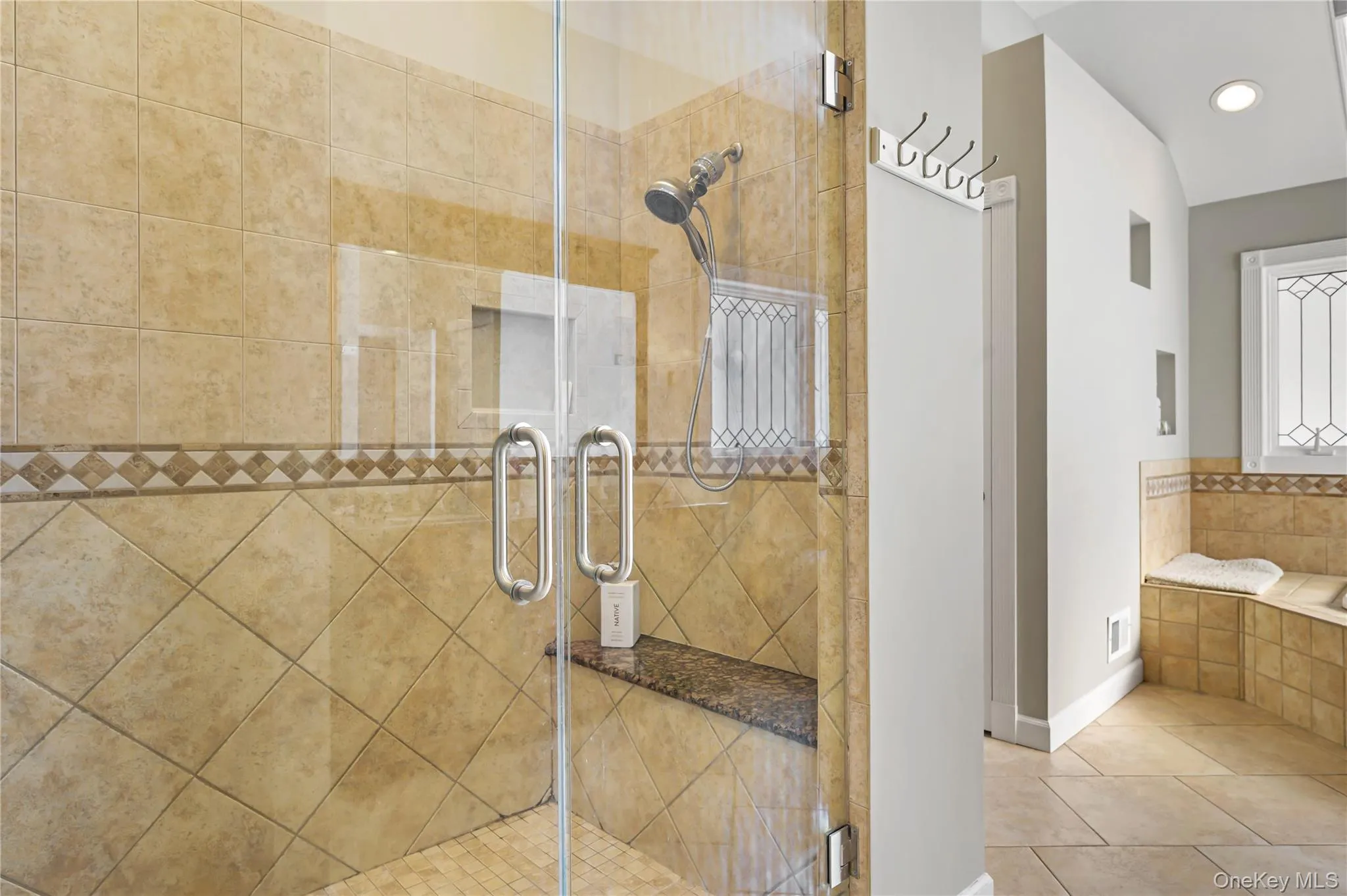 Master Bathroom Master Bathroom