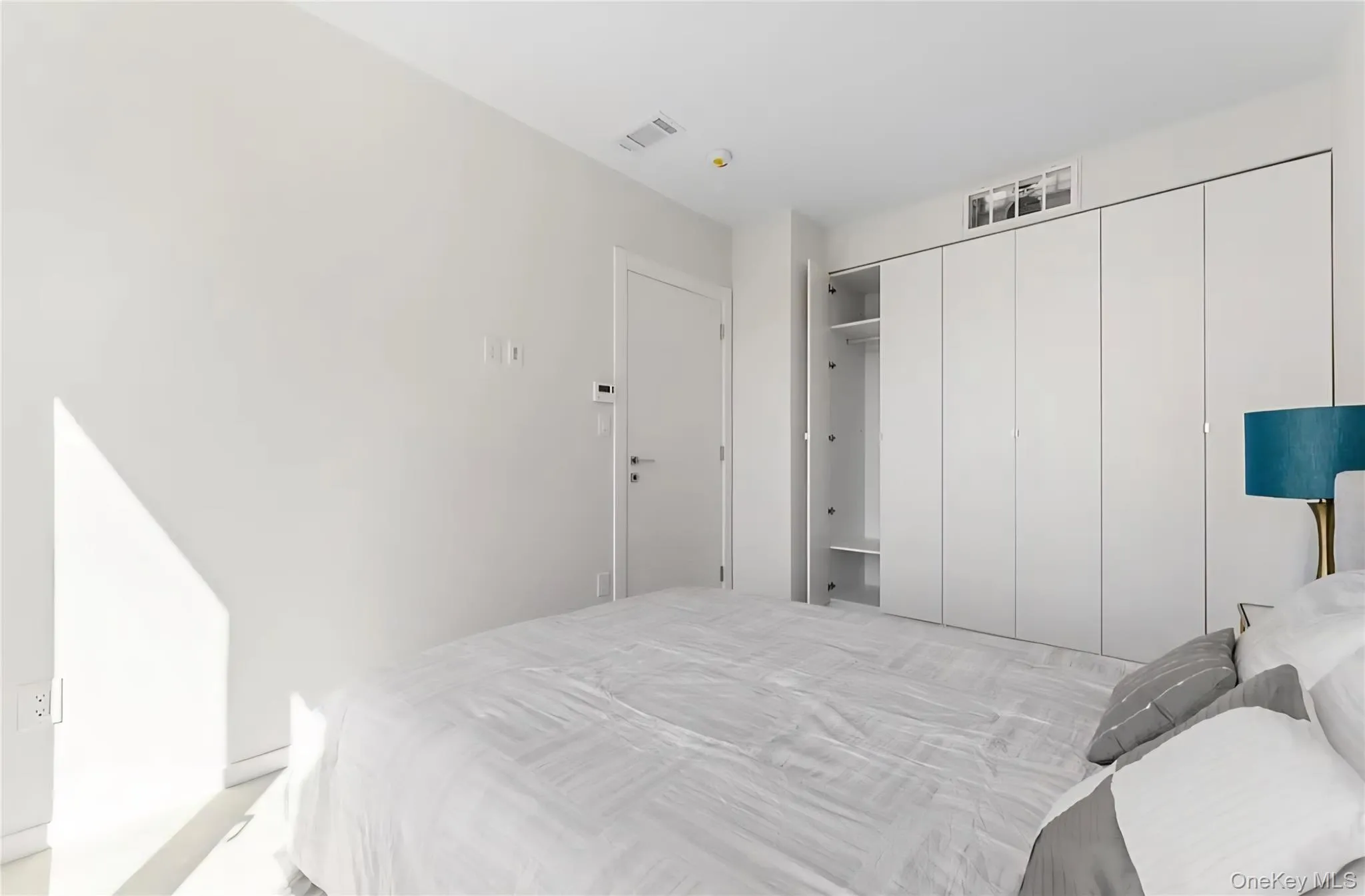 13243 Metropolitan Avenue, New York, NY, 2 Bedrooms Bedrooms, 4 Rooms Rooms,2 BathroomsBathrooms,Residential Lease,For Rent,Metropolitan,0,958997 13243 Metropolitan Avenue, New York, NY, 2 Bedrooms Bedrooms, 4 Rooms Rooms,2 BathroomsBathrooms,Residential Lease,For Rent,Metropolitan,0,958997