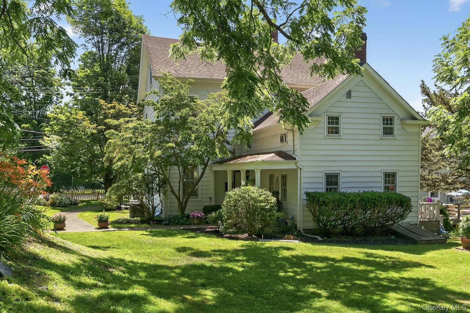 4 Parkview Terrace, Huntington, NY, 2 Bedrooms Bedrooms, 4 Rooms Rooms,1 BathroomBathrooms,Residential Lease,For Rent,Parkview,0,959000 4 Parkview Terrace, Huntington, NY, 2 Bedrooms Bedrooms, 4 Rooms Rooms,1 BathroomBathrooms,Residential Lease,For Rent,Parkview,0,959000