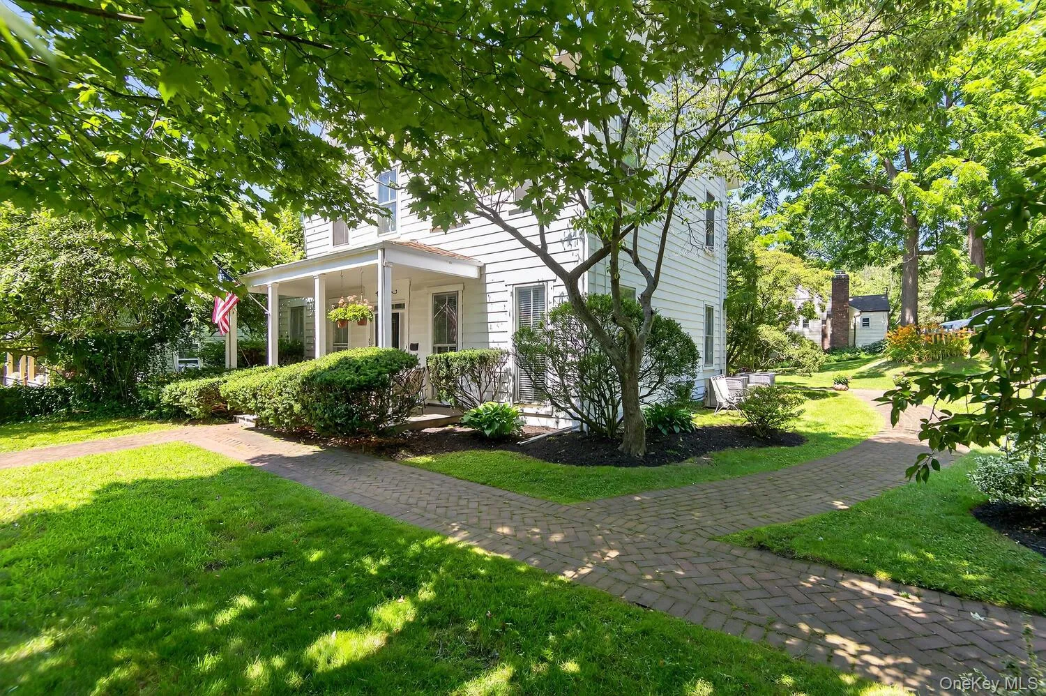 4 Parkview Terrace, Huntington, NY, 2 Bedrooms Bedrooms, 4 Rooms Rooms,1 BathroomBathrooms,Residential Lease,For Rent,Parkview,0,959000 4 Parkview Terrace, Huntington, NY, 2 Bedrooms Bedrooms, 4 Rooms Rooms,1 BathroomBathrooms,Residential Lease,For Rent,Parkview,0,959000