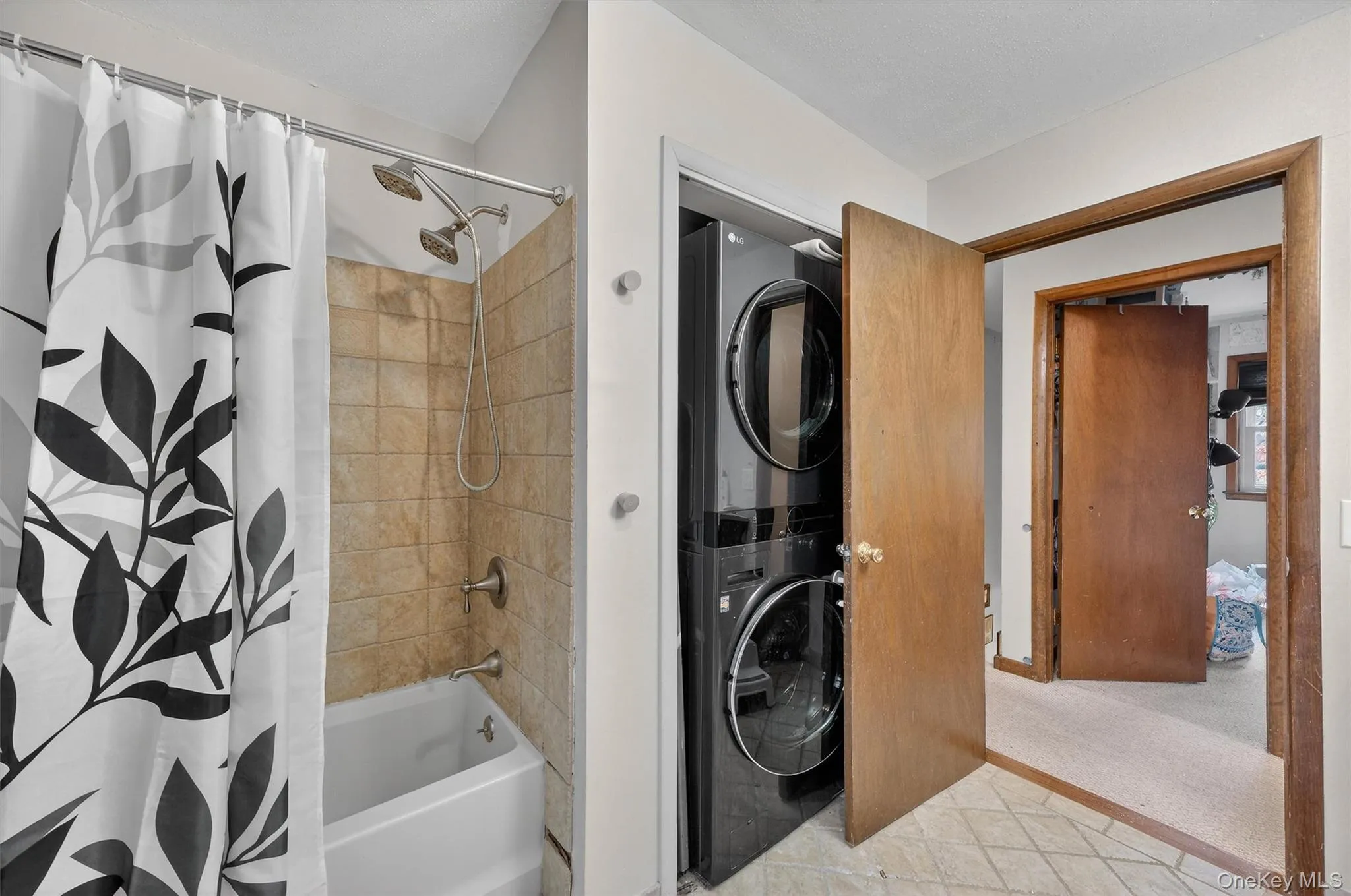 24 Pellbridge Drive, East Fishkill, NY, 3 Bedrooms Bedrooms, 13 Rooms Rooms,3 BathroomsBathrooms,Residential,For Rent,Pellbridge,0,959005 24 Pellbridge Drive, East Fishkill, NY, 3 Bedrooms Bedrooms, 13 Rooms Rooms,3 BathroomsBathrooms,Residential,For Rent,Pellbridge,0,959005