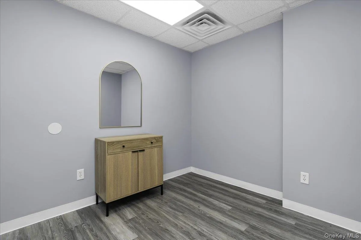 Vacant suite/office Vacant suite/office