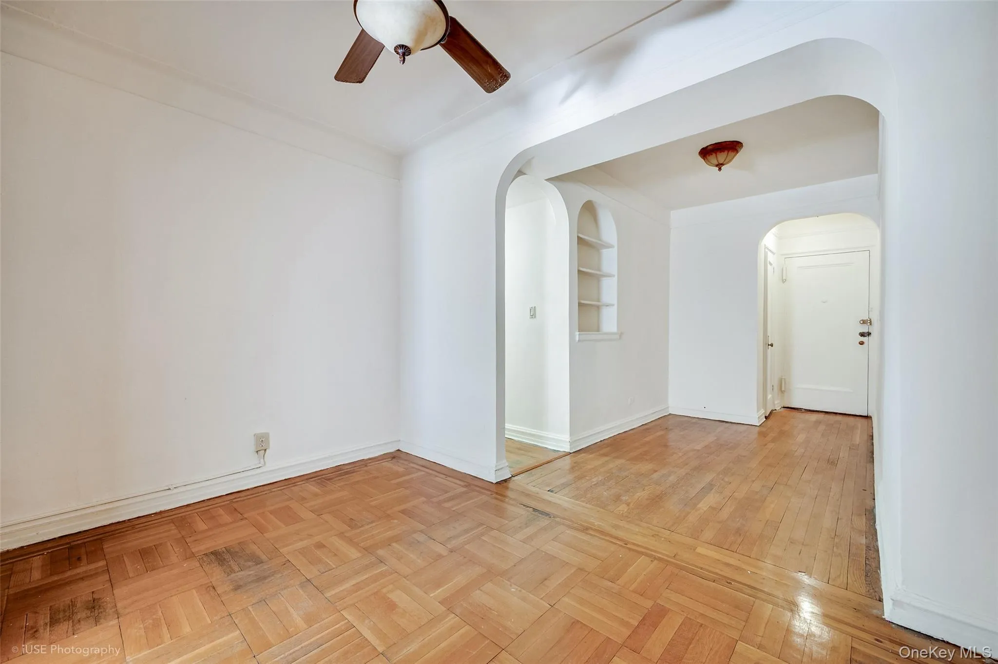 47-20 42nd Street, New York, NY, 3 Rooms Rooms,1 BathroomBathrooms,Residential,For Rent,42nd,0,959053 47-20 42nd Street, New York, NY, 3 Rooms Rooms,1 BathroomBathrooms,Residential,For Rent,42nd,0,959053
