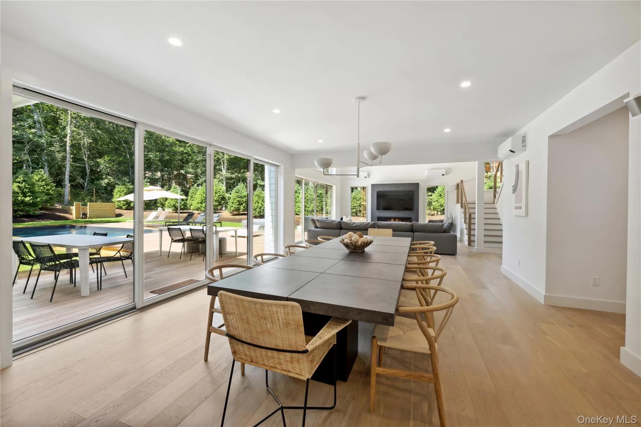 19 Elm Lane, East Hampton, NY, 6 Bedrooms Bedrooms, 9 Rooms Rooms,4 BathroomsBathrooms,Residential Sale,For Rent,Elm,0,959062 19 Elm Lane, East Hampton, NY, 6 Bedrooms Bedrooms, 9 Rooms Rooms,4 BathroomsBathrooms,Residential Sale,For Rent,Elm,0,959062