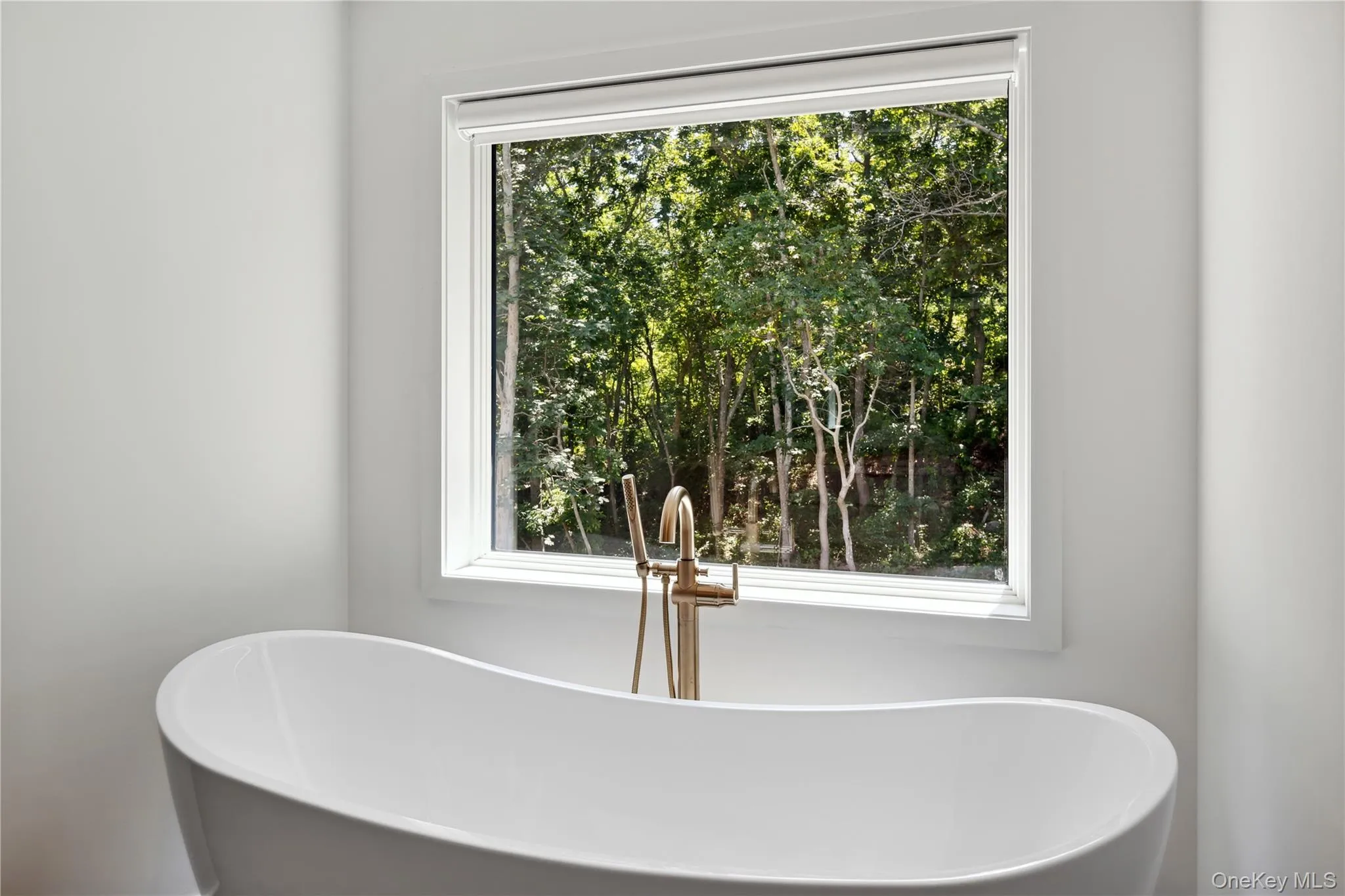 19 Elm Lane, East Hampton, NY, 6 Bedrooms Bedrooms, 9 Rooms Rooms,4 BathroomsBathrooms,Residential Sale,For Rent,Elm,0,959062 19 Elm Lane, East Hampton, NY, 6 Bedrooms Bedrooms, 9 Rooms Rooms,4 BathroomsBathrooms,Residential Sale,For Rent,Elm,0,959062