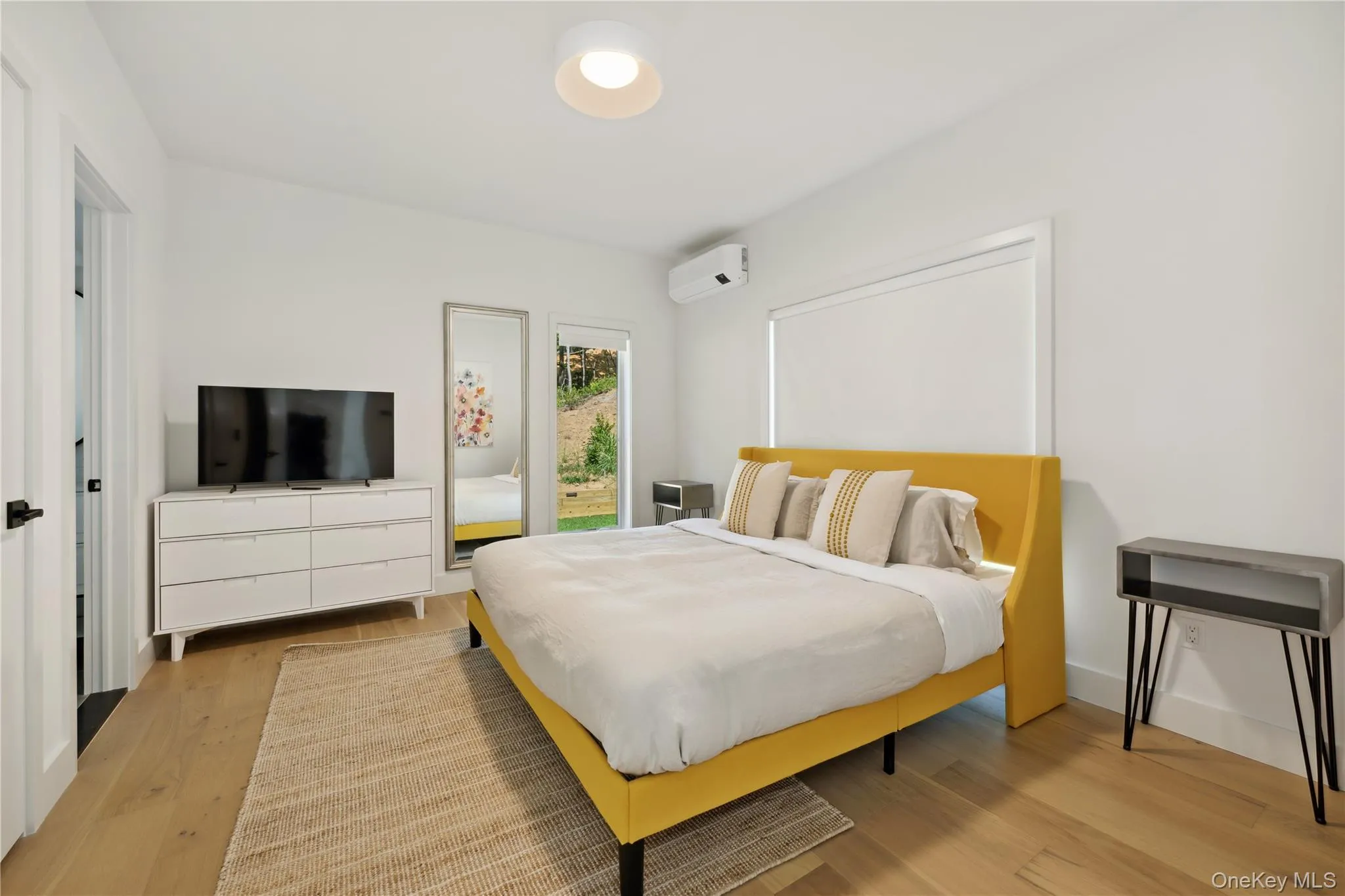19 Elm Lane, East Hampton, NY, 6 Bedrooms Bedrooms, 9 Rooms Rooms,4 BathroomsBathrooms,Residential Sale,For Rent,Elm,0,959062 19 Elm Lane, East Hampton, NY, 6 Bedrooms Bedrooms, 9 Rooms Rooms,4 BathroomsBathrooms,Residential Sale,For Rent,Elm,0,959062
