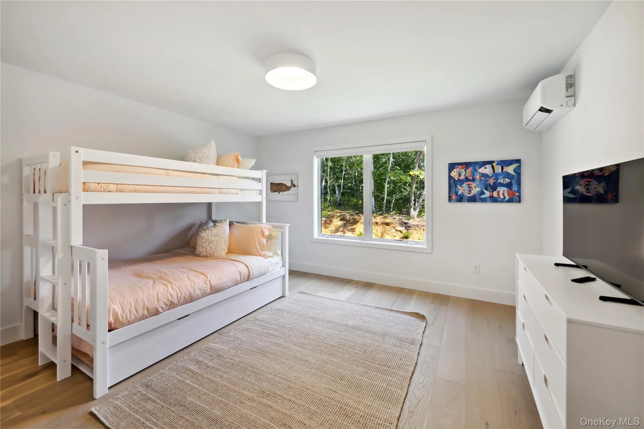 19 Elm Lane, East Hampton, NY, 6 Bedrooms Bedrooms, 9 Rooms Rooms,4 BathroomsBathrooms,Residential Sale,For Rent,Elm,0,959062 19 Elm Lane, East Hampton, NY, 6 Bedrooms Bedrooms, 9 Rooms Rooms,4 BathroomsBathrooms,Residential Sale,For Rent,Elm,0,959062