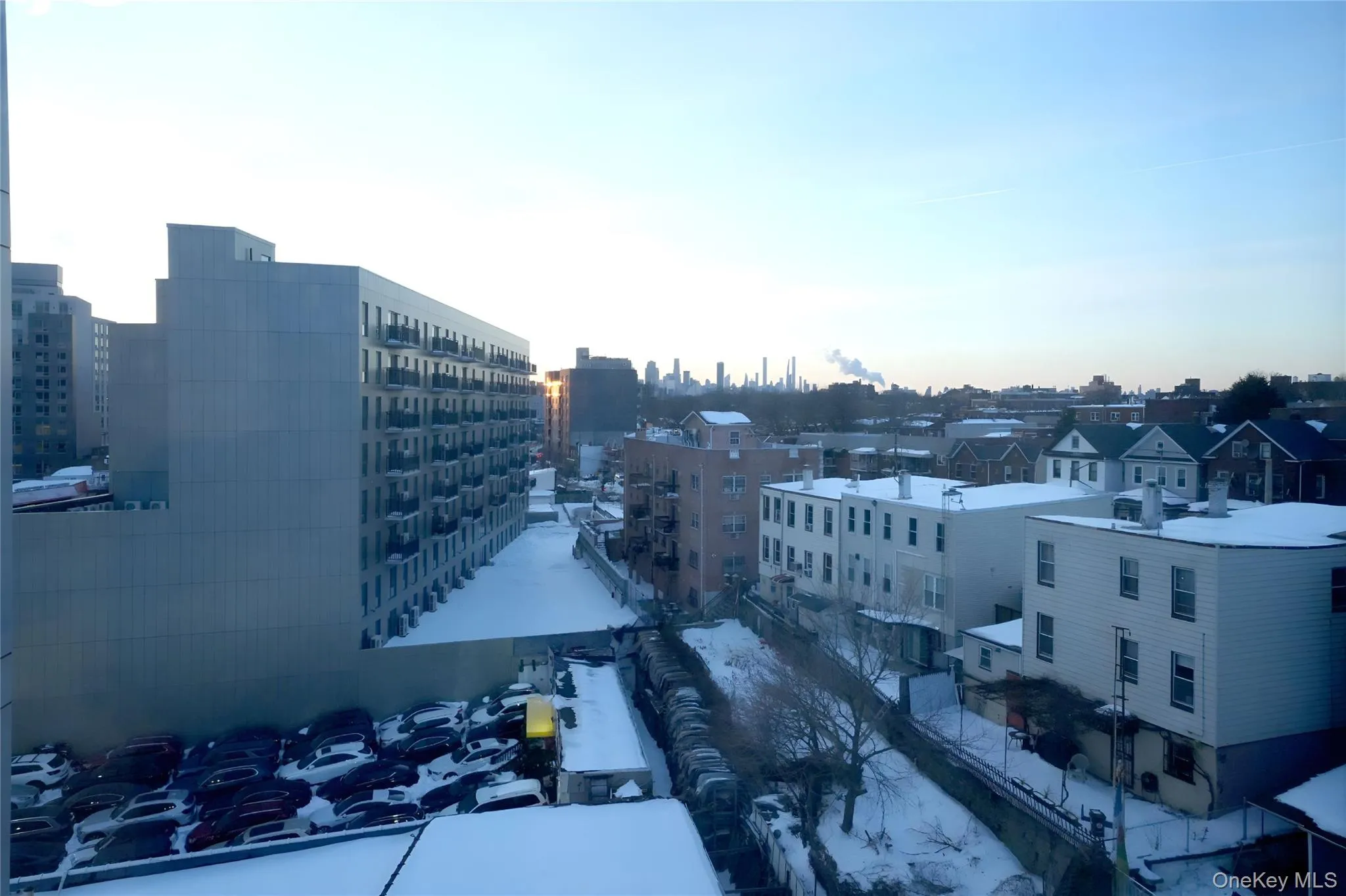 7065 Queens Boulevard, New York, NY, 1 Bedroom Bedrooms, 3 Rooms Rooms,1 BathroomBathrooms,Residential,For Rent,Queens,0,959073 7065 Queens Boulevard, New York, NY, 1 Bedroom Bedrooms, 3 Rooms Rooms,1 BathroomBathrooms,Residential,For Rent,Queens,0,959073