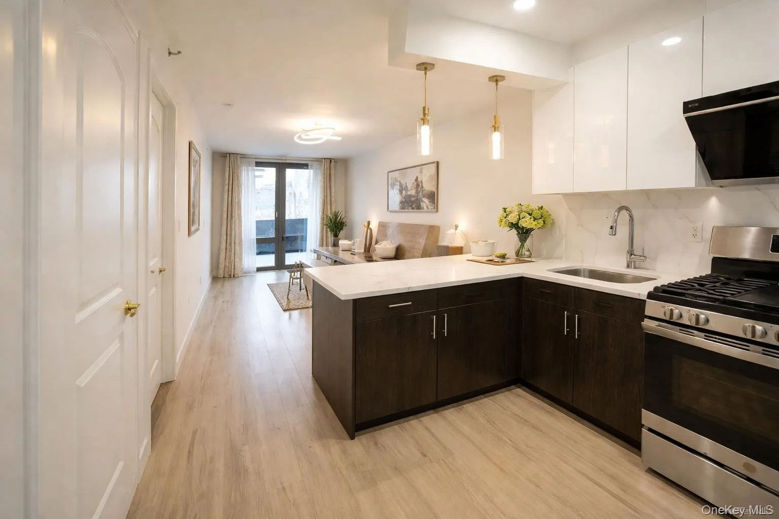 7065 Queens Boulevard, New York, NY, 1 Bedroom Bedrooms, 3 Rooms Rooms,1 BathroomBathrooms,Residential,For Rent,Queens,0,959073 7065 Queens Boulevard, New York, NY, 1 Bedroom Bedrooms, 3 Rooms Rooms,1 BathroomBathrooms,Residential,For Rent,Queens,0,959073
