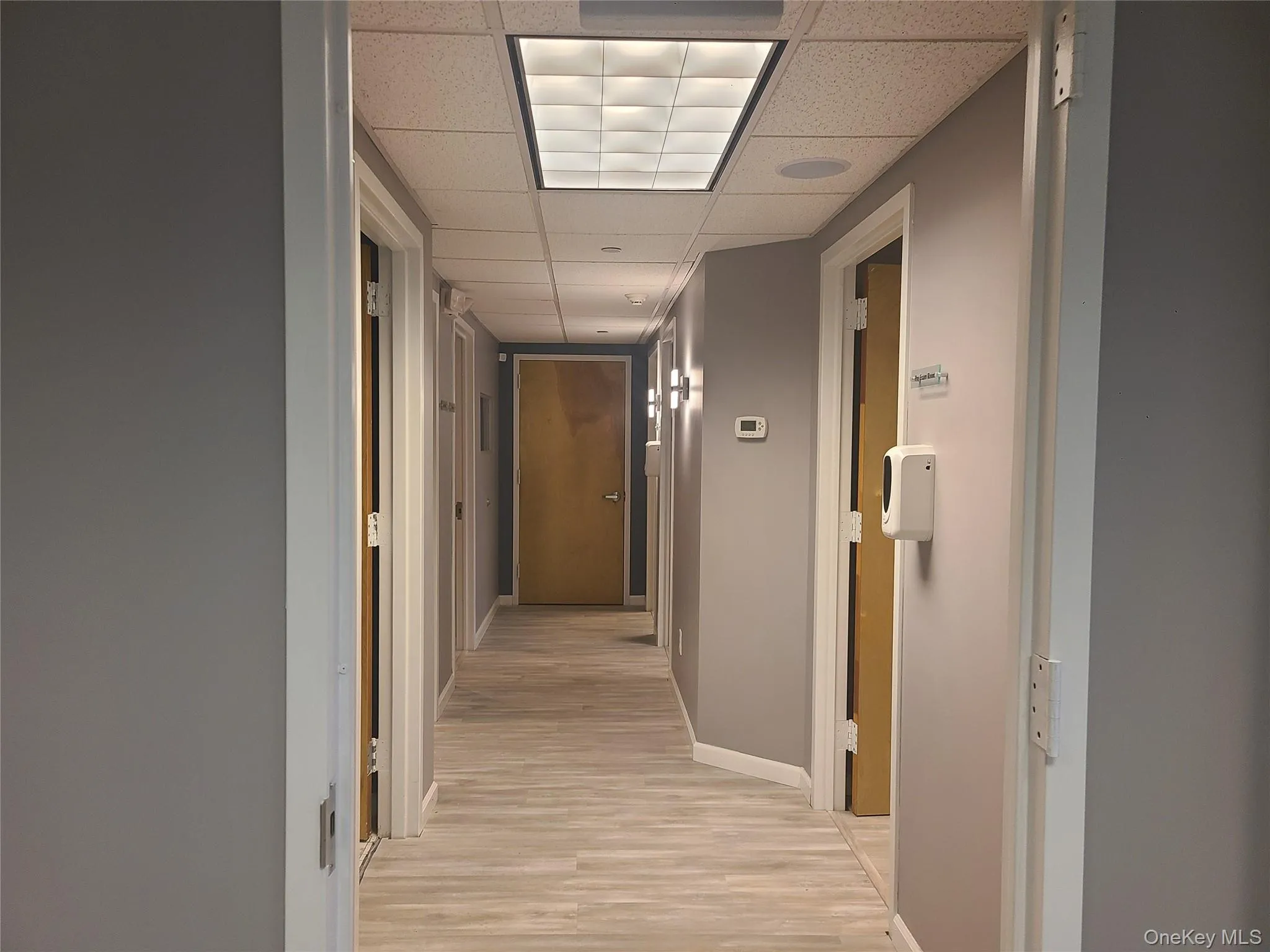 214 Wall Street, Huntington, NY, ,Commercial Lease,For Rent,Wall,0,959093 214 Wall Street, Huntington, NY, ,Commercial Lease,For Rent,Wall,0,959093