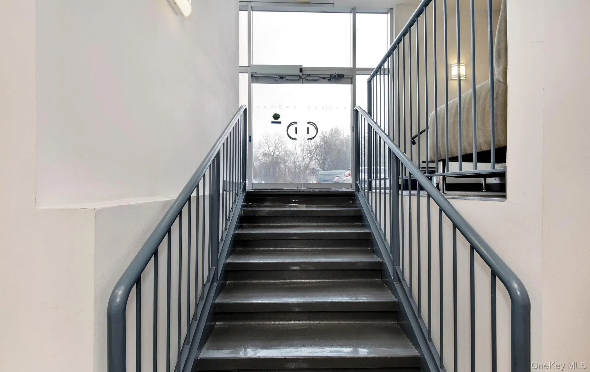 214 Wall Street, Huntington, NY, ,Commercial Lease,For Rent,Wall,0,959093 214 Wall Street, Huntington, NY, ,Commercial Lease,For Rent,Wall,0,959093