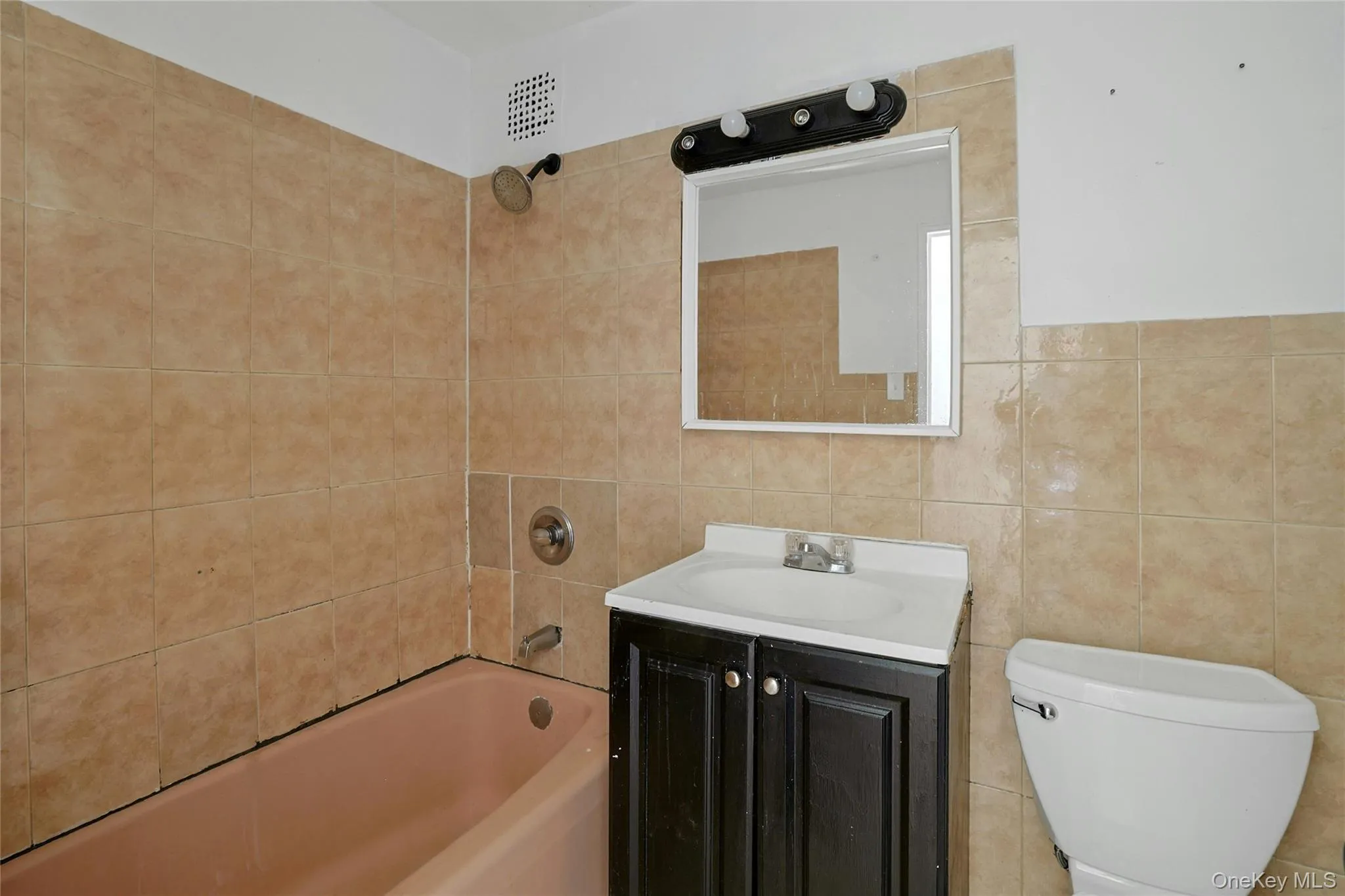 2545 Sedgwick Avenue, New York, NY, 2 Bedrooms Bedrooms, 5 Rooms Rooms,1 BathroomBathrooms,Residential,For Rent,Sedgwick,0,KEY959101 2545 Sedgwick Avenue, New York, NY, 2 Bedrooms Bedrooms, 5 Rooms Rooms,1 BathroomBathrooms,Residential,For Rent,Sedgwick,0,KEY959101