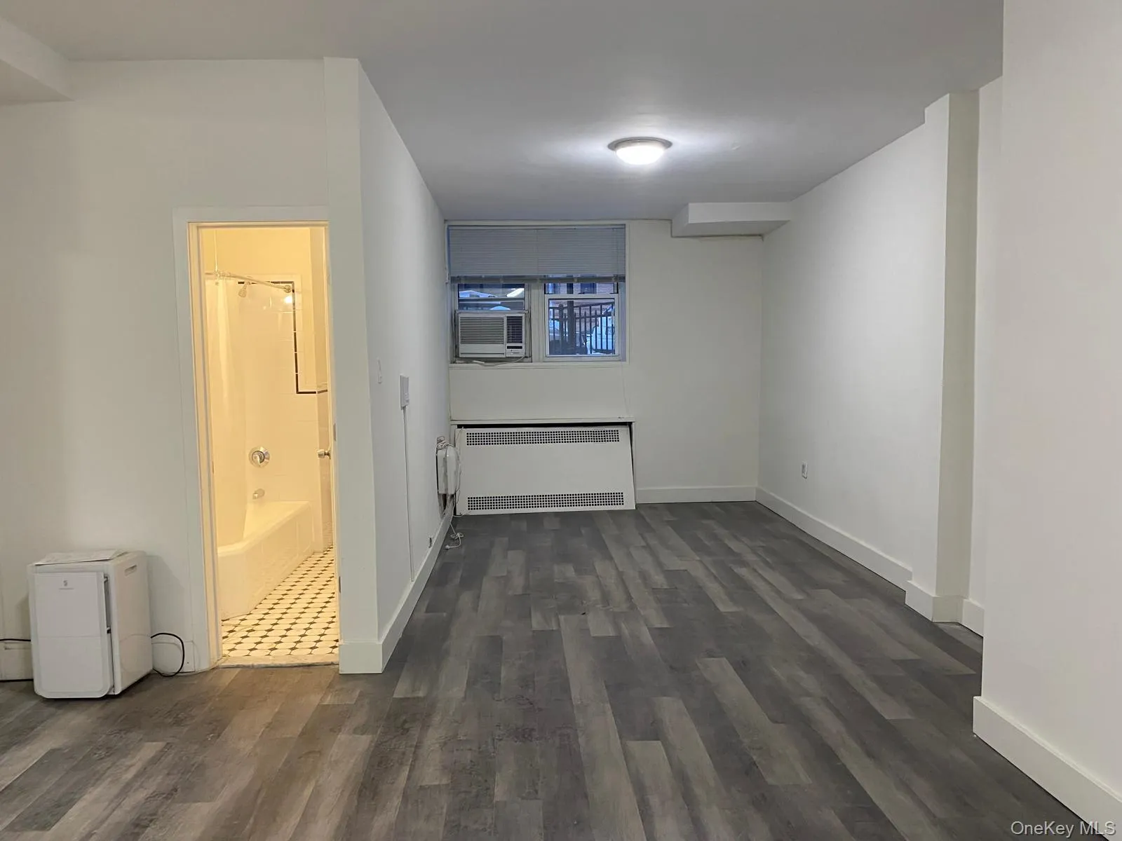 7312 35th Avenue, New York, NY, ,Commercial Lease,For Rent,35th,0,959118 7312 35th Avenue, New York, NY, ,Commercial Lease,For Rent,35th,0,959118