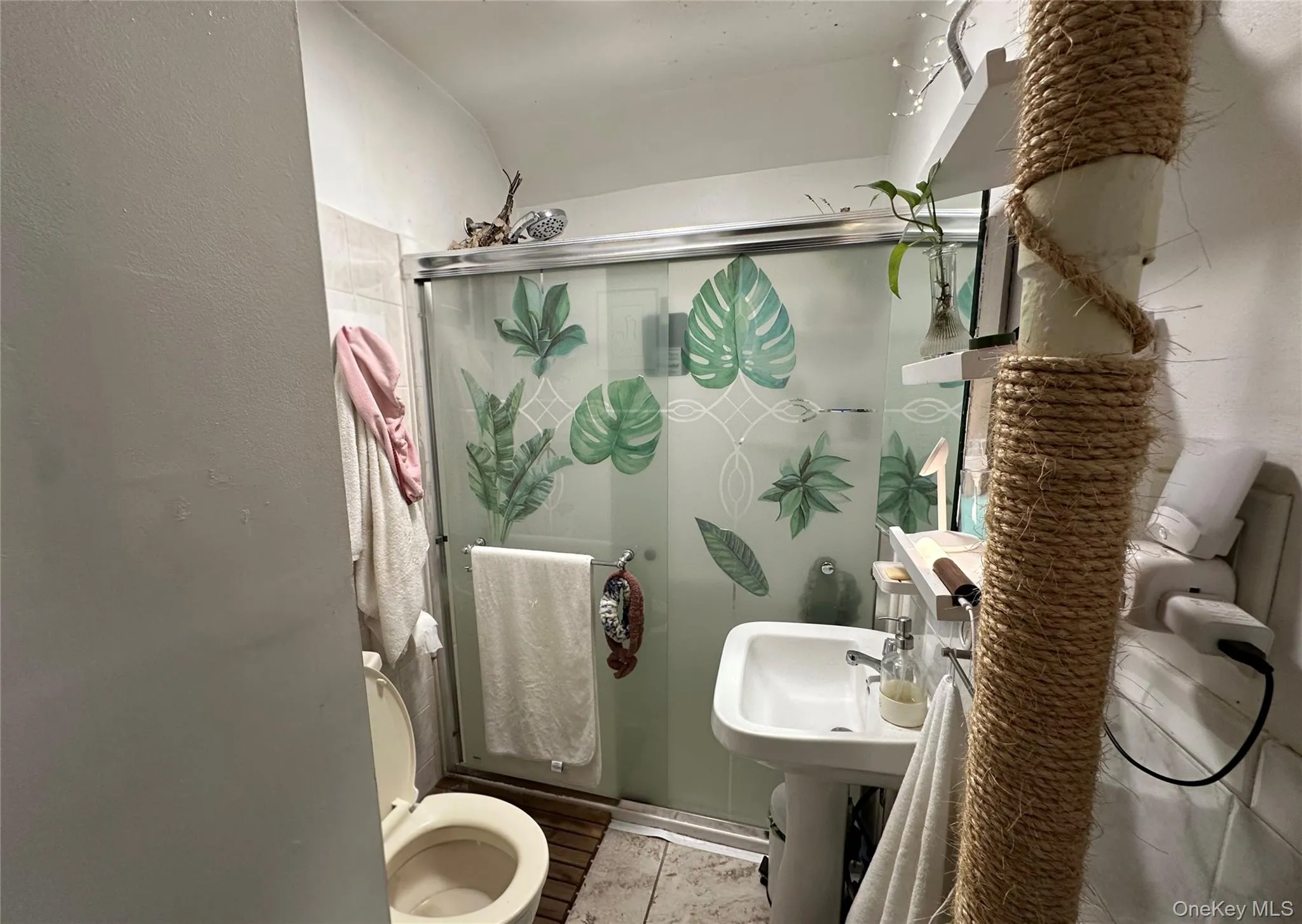 137 Meserole Street, New York, NY, 1 Bedroom Bedrooms, 3 Rooms Rooms,1 BathroomBathrooms,Residential Lease,For Rent,Meserole,0,959132 137 Meserole Street, New York, NY, 1 Bedroom Bedrooms, 3 Rooms Rooms,1 BathroomBathrooms,Residential Lease,For Rent,Meserole,0,959132