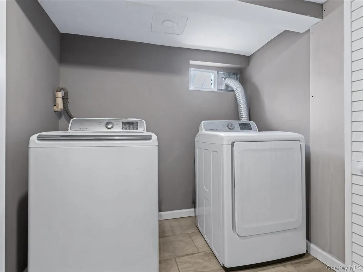 601 Chautauqua Avenue, Hempstead, NY, 3 Bedrooms Bedrooms, 11 Rooms Rooms,2 BathroomsBathrooms,Residential Sale,For Rent,Chautauqua,0,959141 601 Chautauqua Avenue, Hempstead, NY, 3 Bedrooms Bedrooms, 11 Rooms Rooms,2 BathroomsBathrooms,Residential Sale,For Rent,Chautauqua,0,959141
