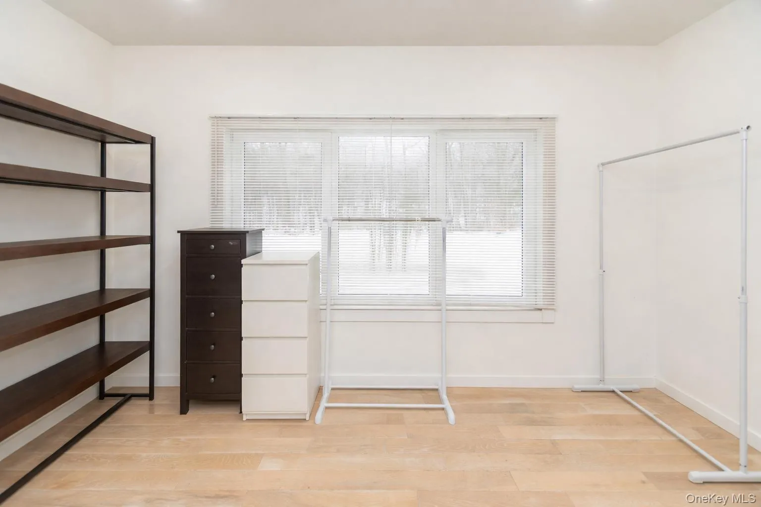 4 Lewis Lane, Mamakating, NY, 4 Bedrooms Bedrooms, 9 Rooms Rooms,2 BathroomsBathrooms,Residential Sale,For Rent,Lewis,0,959143 4 Lewis Lane, Mamakating, NY, 4 Bedrooms Bedrooms, 9 Rooms Rooms,2 BathroomsBathrooms,Residential Sale,For Rent,Lewis,0,959143