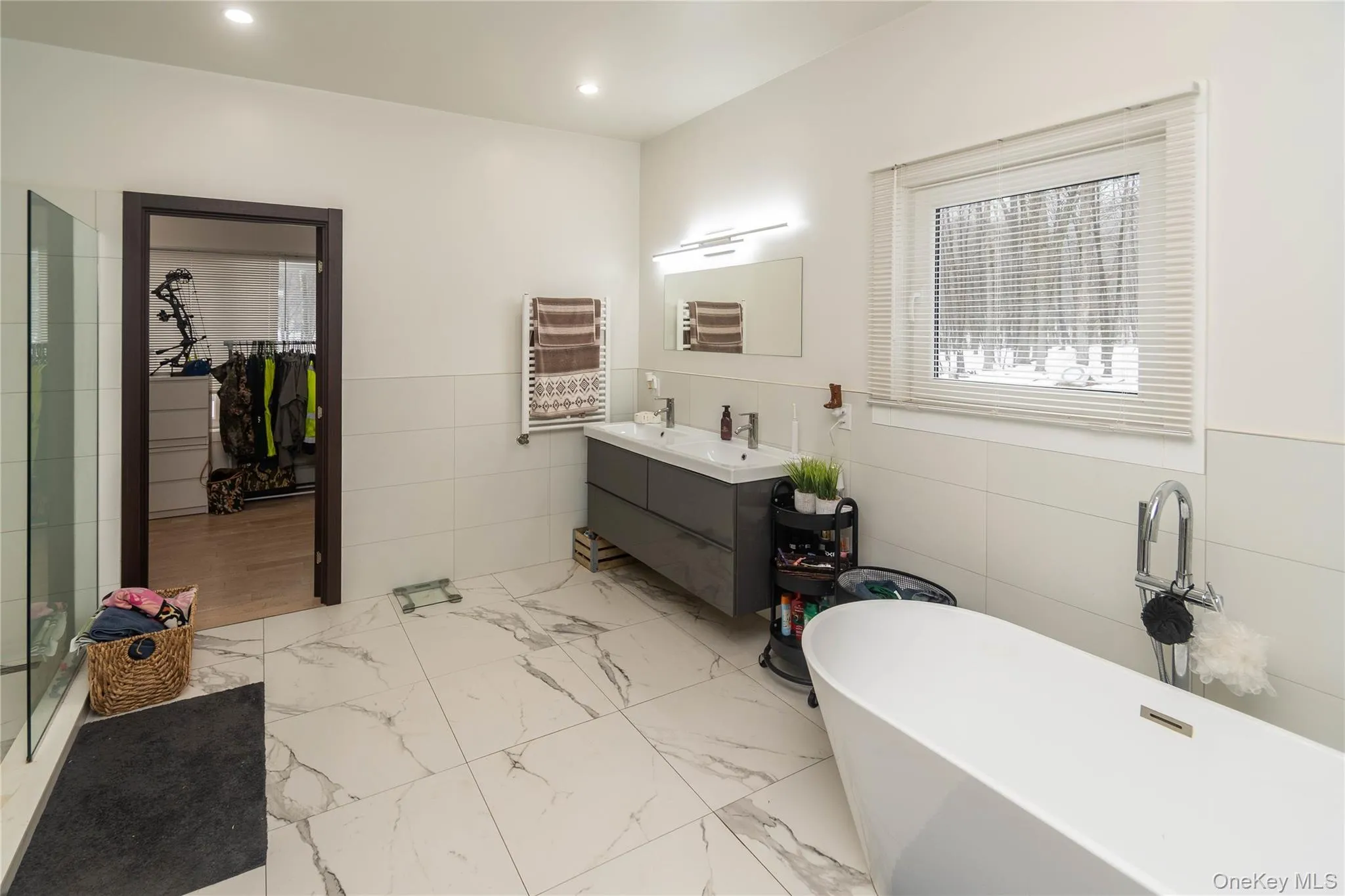 4 Lewis Lane, Mamakating, NY, 4 Bedrooms Bedrooms, 9 Rooms Rooms,2 BathroomsBathrooms,Residential Sale,For Rent,Lewis,0,959143 4 Lewis Lane, Mamakating, NY, 4 Bedrooms Bedrooms, 9 Rooms Rooms,2 BathroomsBathrooms,Residential Sale,For Rent,Lewis,0,959143