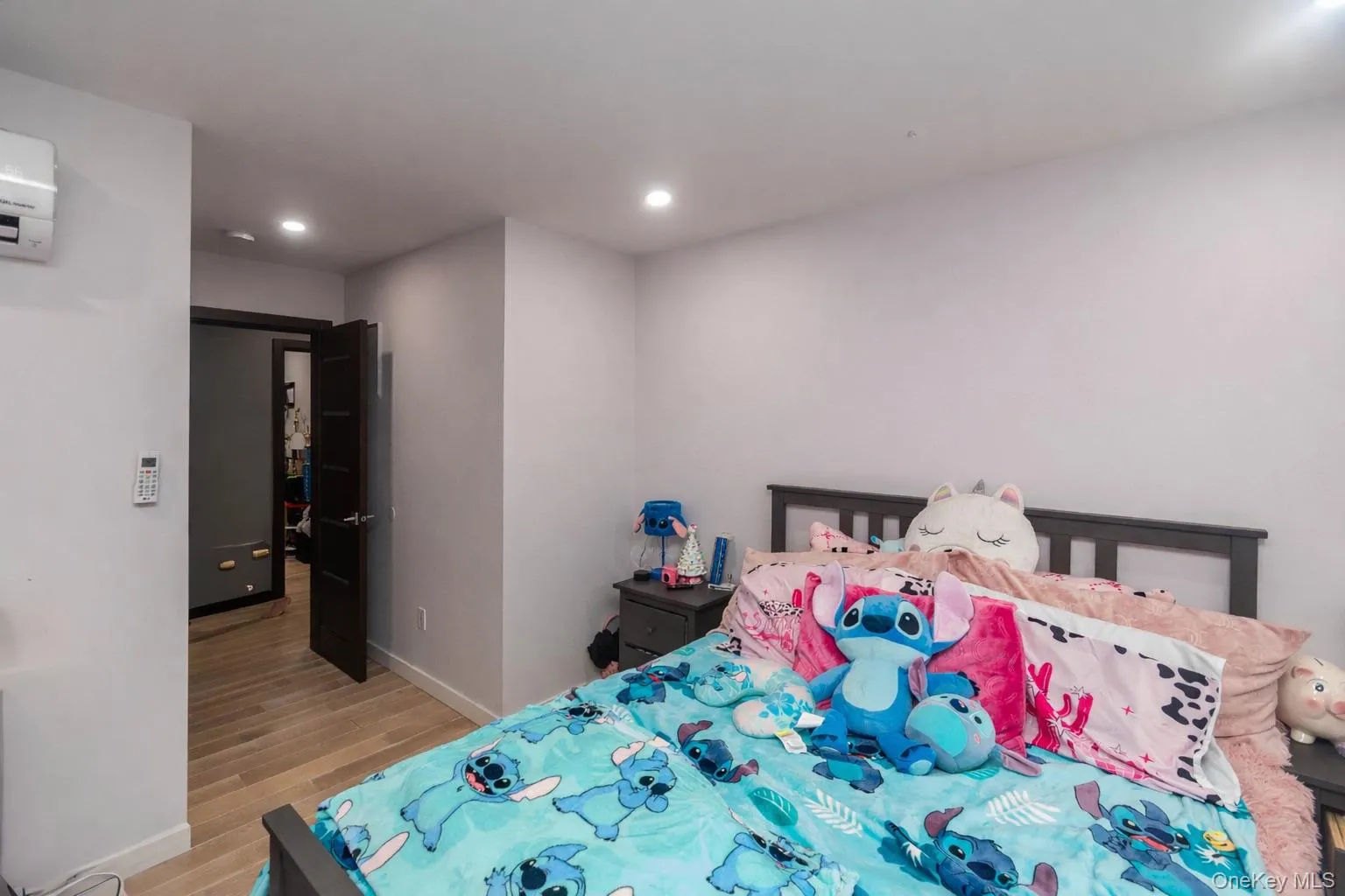 4 Lewis Lane, Mamakating, NY, 4 Bedrooms Bedrooms, 9 Rooms Rooms,2 BathroomsBathrooms,Residential Sale,For Rent,Lewis,0,959143 4 Lewis Lane, Mamakating, NY, 4 Bedrooms Bedrooms, 9 Rooms Rooms,2 BathroomsBathrooms,Residential Sale,For Rent,Lewis,0,959143