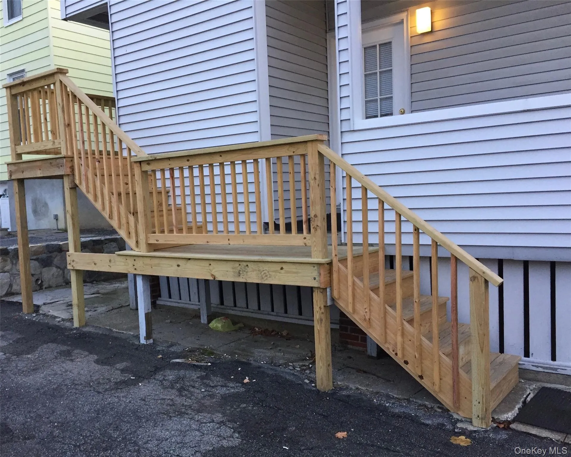 3 Everett Avenue, Ossining, NY, 2 Bedrooms Bedrooms, 5 Rooms Rooms,1 BathroomBathrooms,Residential Lease,For Rent,Everett,0,959148 3 Everett Avenue, Ossining, NY, 2 Bedrooms Bedrooms, 5 Rooms Rooms,1 BathroomBathrooms,Residential Lease,For Rent,Everett,0,959148