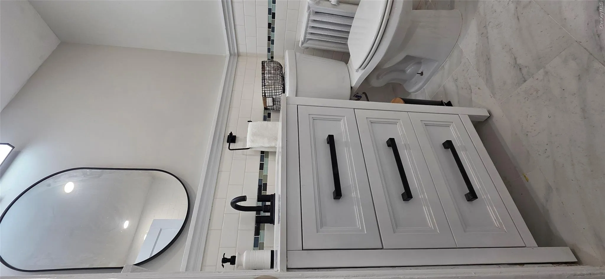 248-11 89th Avenue, New York, NY, 1 Bedroom Bedrooms, 3 Rooms Rooms,1 BathroomBathrooms,Residential Lease,For Rent,89th,0,959151 248-11 89th Avenue, New York, NY, 1 Bedroom Bedrooms, 3 Rooms Rooms,1 BathroomBathrooms,Residential Lease,For Rent,89th,0,959151