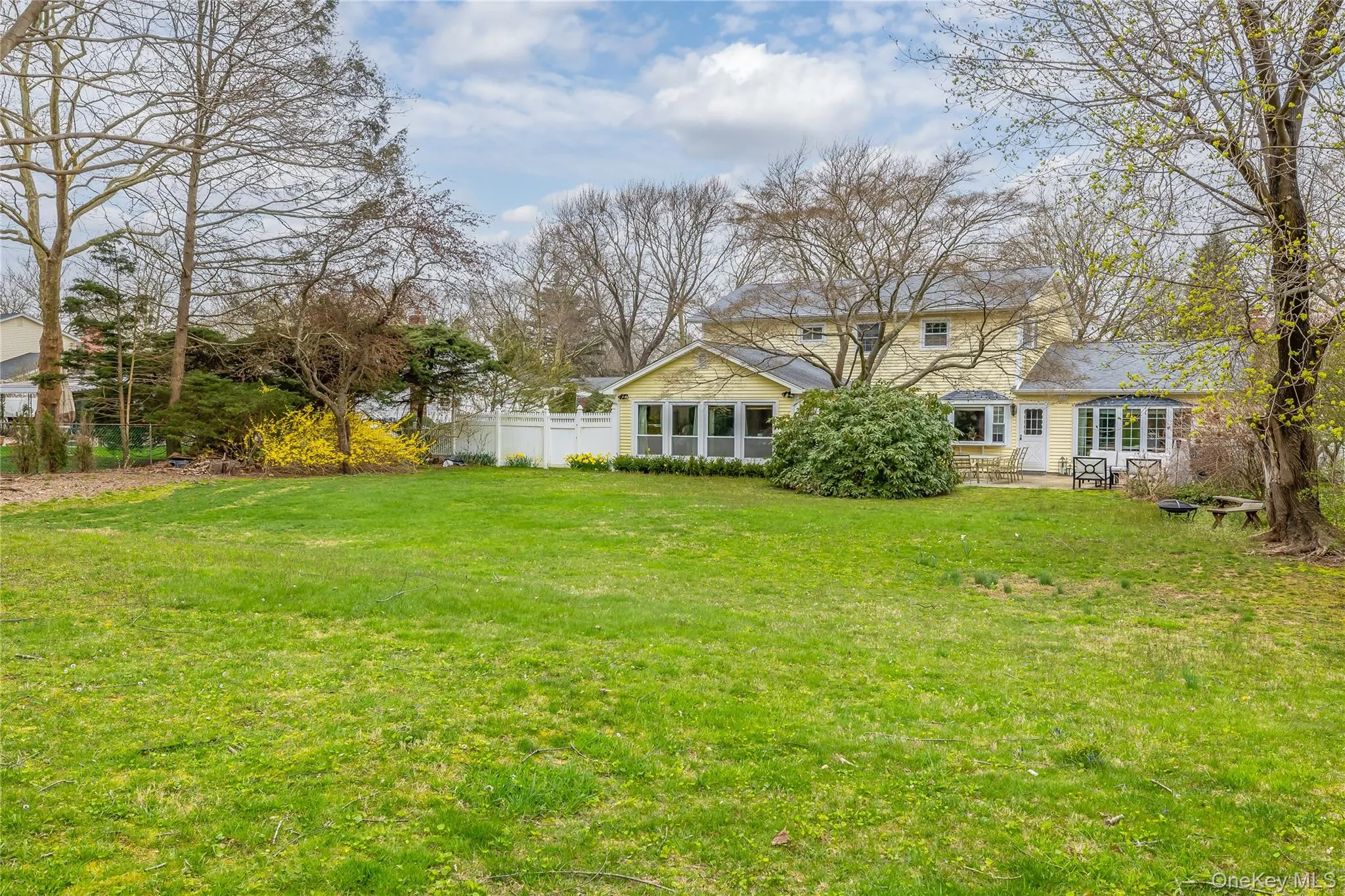 44 Frazer Drive, Huntington, NY, 4 Bedrooms Bedrooms, 8 Rooms Rooms,3 BathroomsBathrooms,Residential Lease,For Rent,Frazer,0,959163 44 Frazer Drive, Huntington, NY, 4 Bedrooms Bedrooms, 8 Rooms Rooms,3 BathroomsBathrooms,Residential Lease,For Rent,Frazer,0,959163