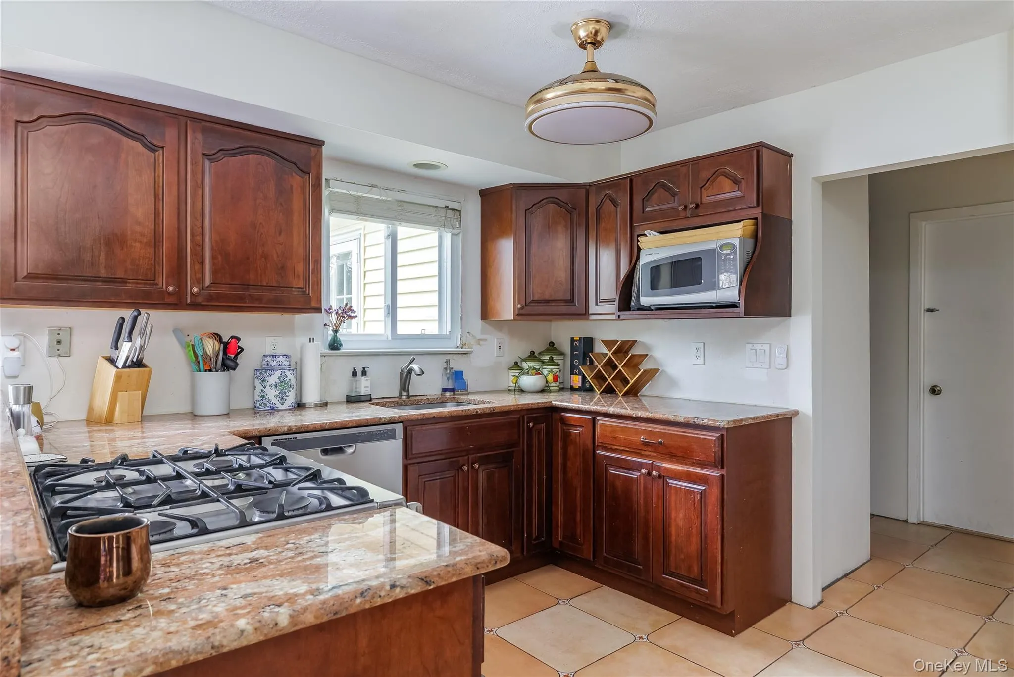 44 Frazer Drive, Huntington, NY, 4 Bedrooms Bedrooms, 8 Rooms Rooms,3 BathroomsBathrooms,Residential Lease,For Rent,Frazer,0,959163 44 Frazer Drive, Huntington, NY, 4 Bedrooms Bedrooms, 8 Rooms Rooms,3 BathroomsBathrooms,Residential Lease,For Rent,Frazer,0,959163