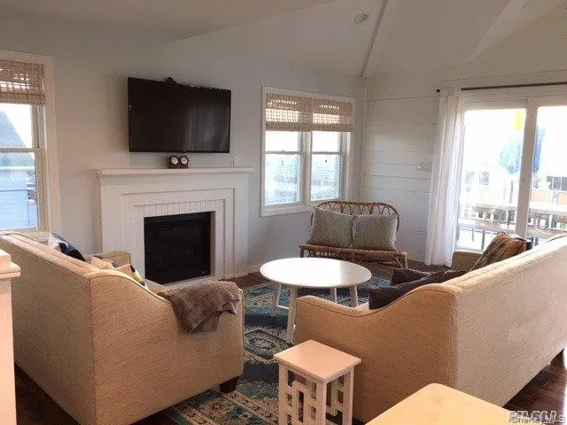 26 Maryland Avenue, Long Beach, NY, 4 Bedrooms Bedrooms, 8 Rooms Rooms,3 BathroomsBathrooms,Residential Lease,For Rent,Maryland,0,959189 26 Maryland Avenue, Long Beach, NY, 4 Bedrooms Bedrooms, 8 Rooms Rooms,3 BathroomsBathrooms,Residential Lease,For Rent,Maryland,0,959189